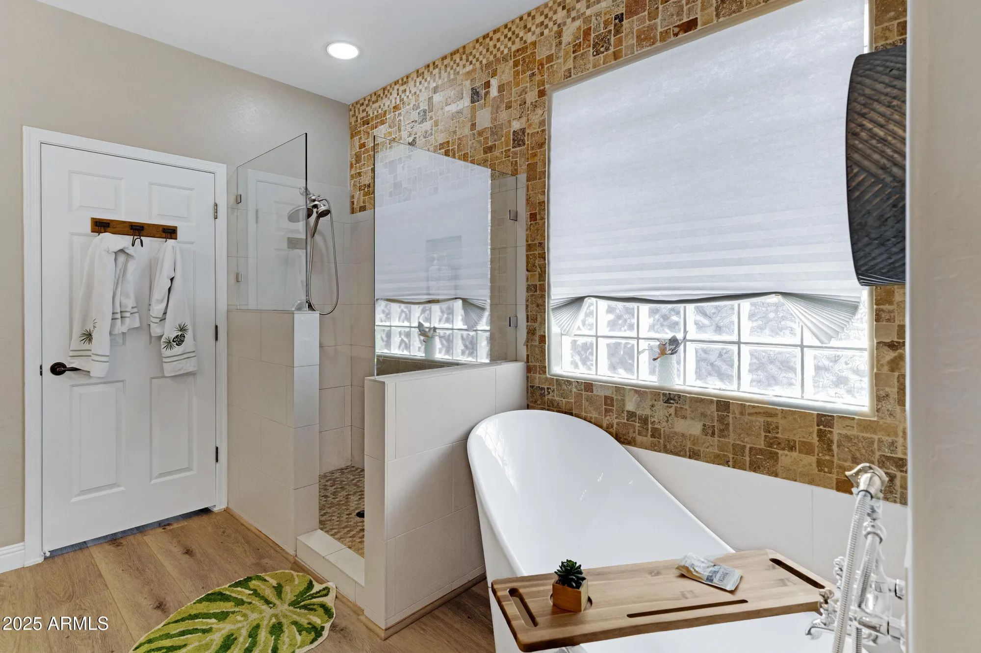 Property Slideshow image 18 of 35 | 307 w twin peaks pkwy, San Tan Valley, AZ, 85143