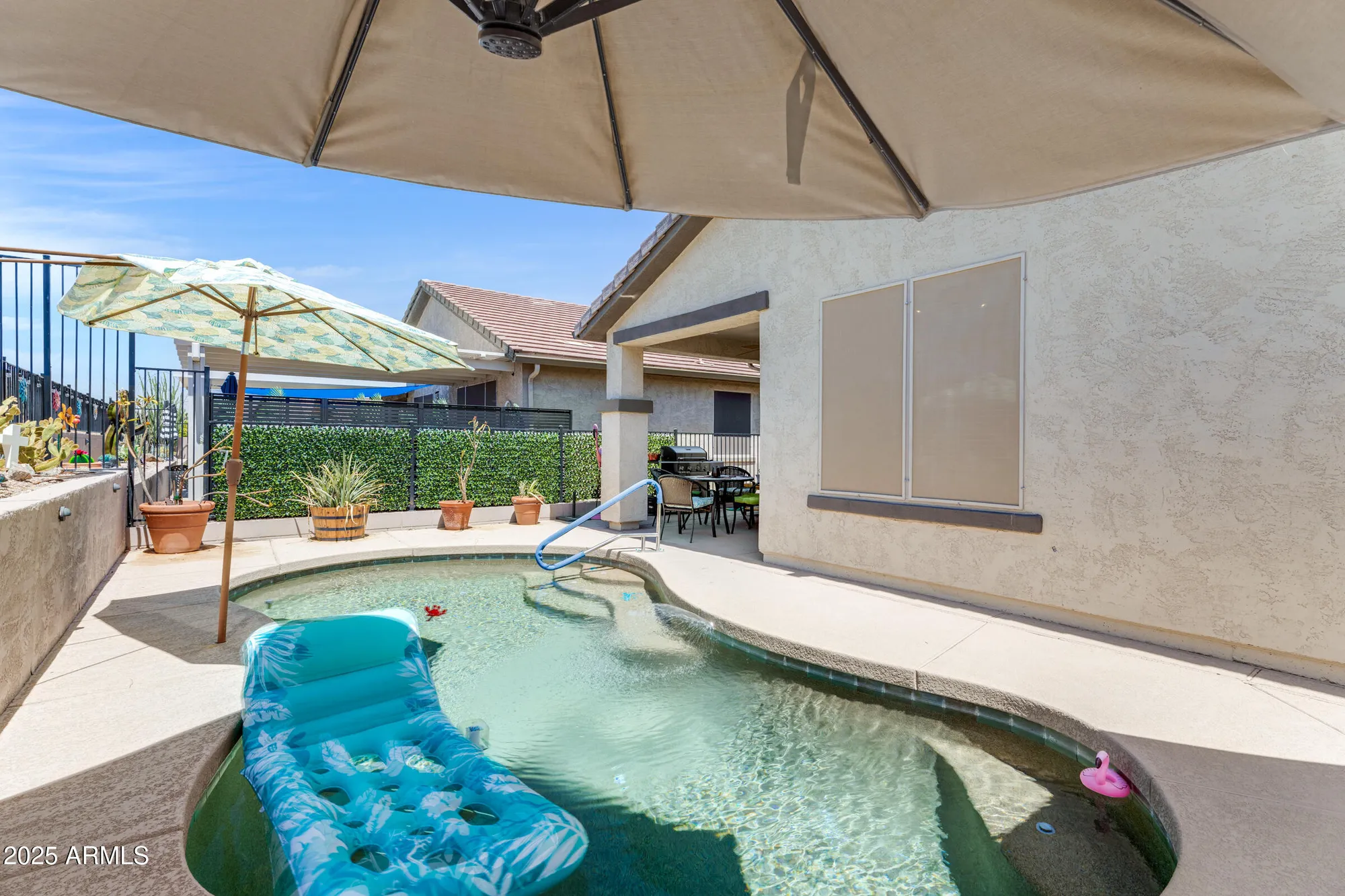 Property Slideshow image 28 of 35 | 307 w twin peaks pkwy, San Tan Valley, AZ, 85143