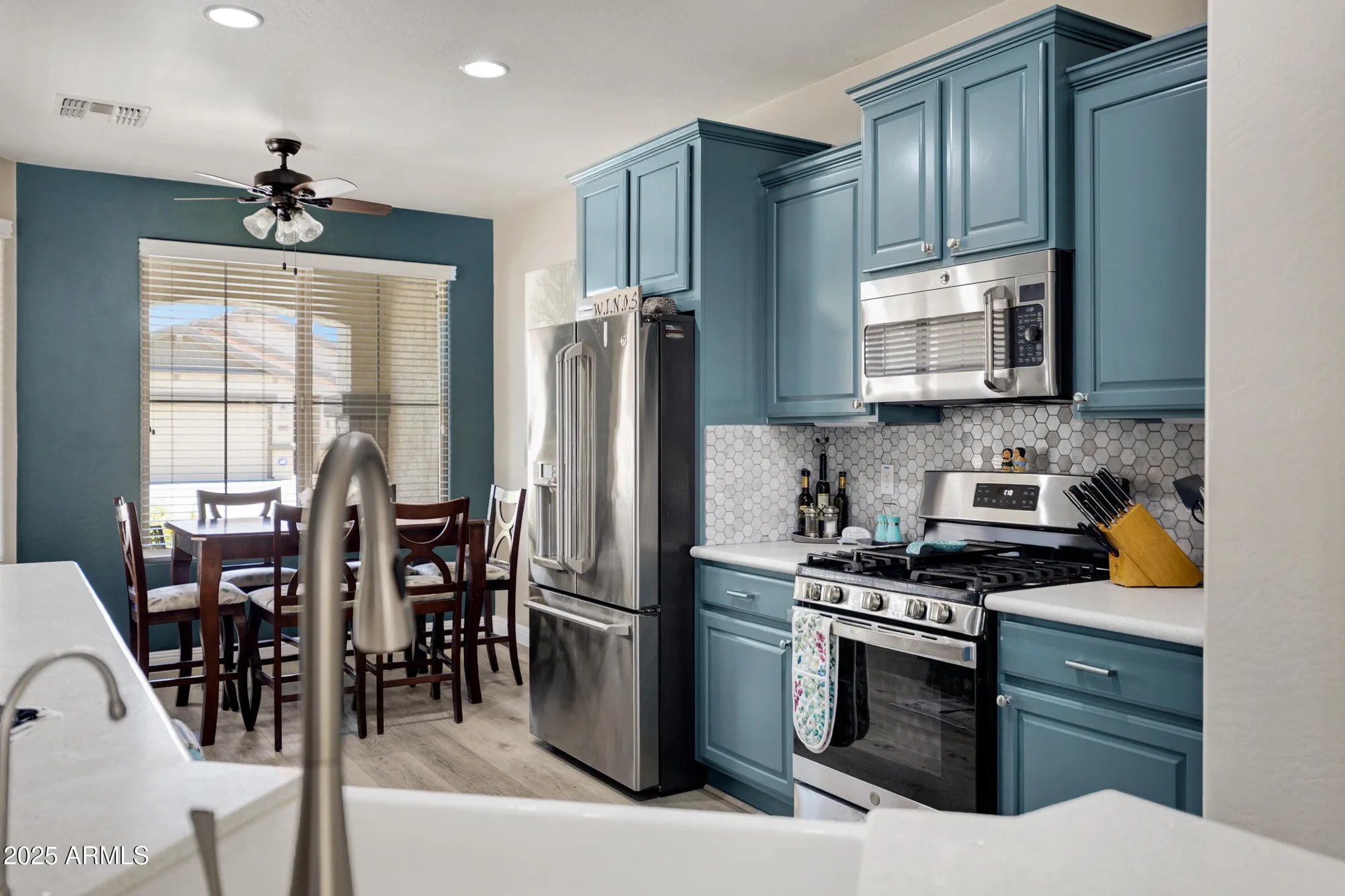 Property Slideshow image 6 of 35 | 307 w twin peaks pkwy, San Tan Valley, AZ, 85143