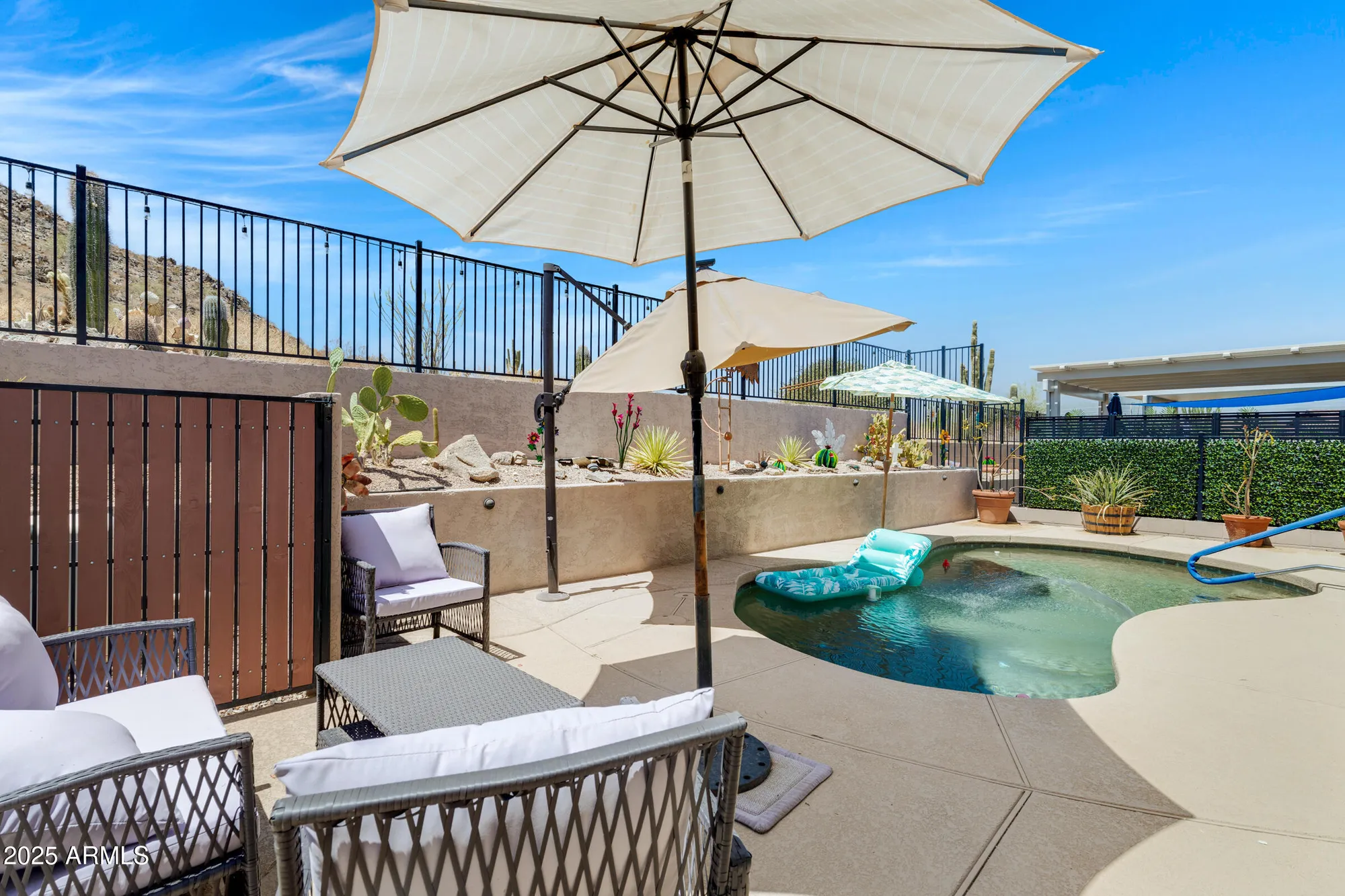 Property Slideshow image 29 of 35 | 307 w twin peaks pkwy, San Tan Valley, AZ, 85143