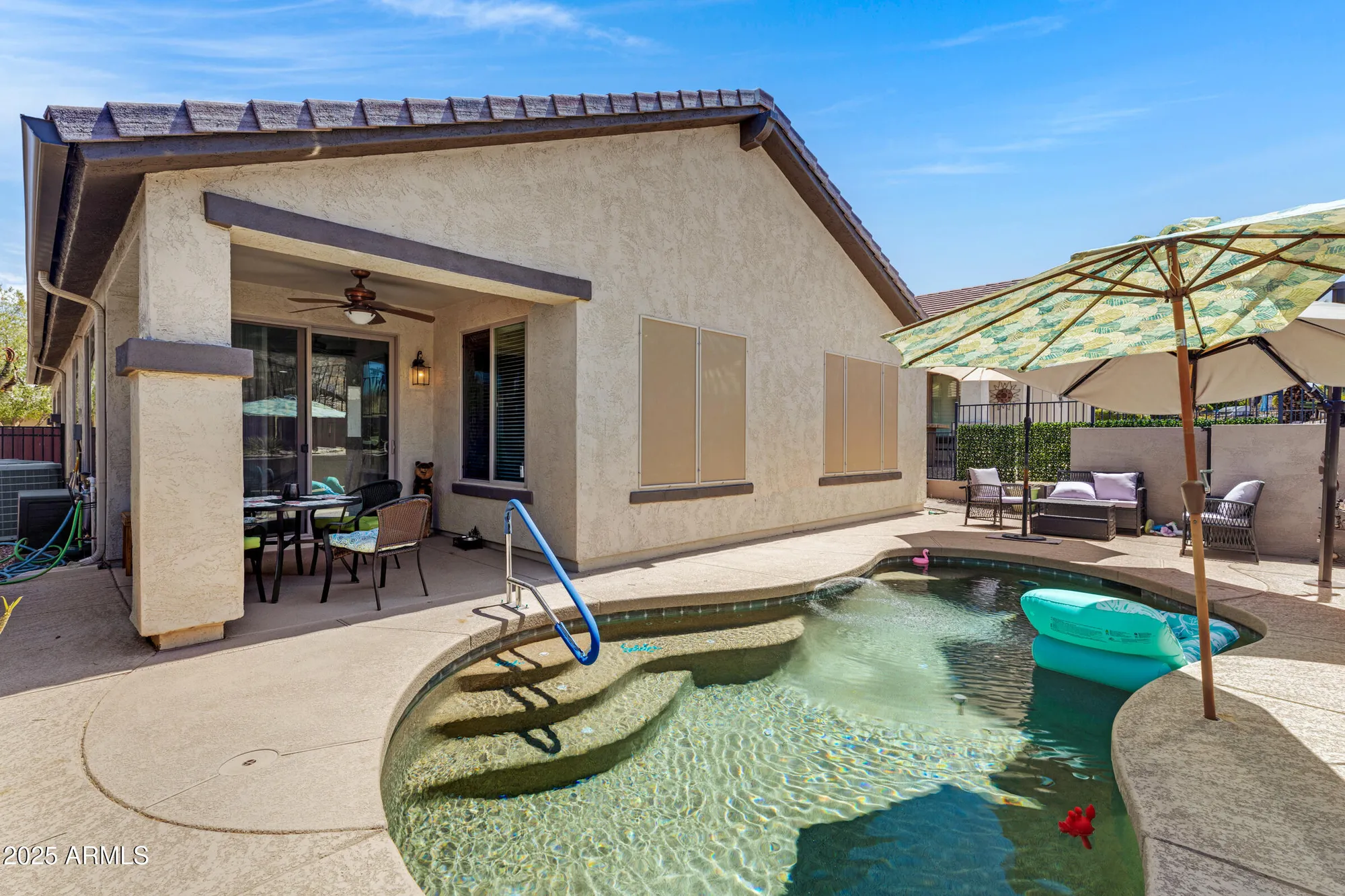 Property Slideshow image 27 of 35 | 307 w twin peaks pkwy, San Tan Valley, AZ, 85143