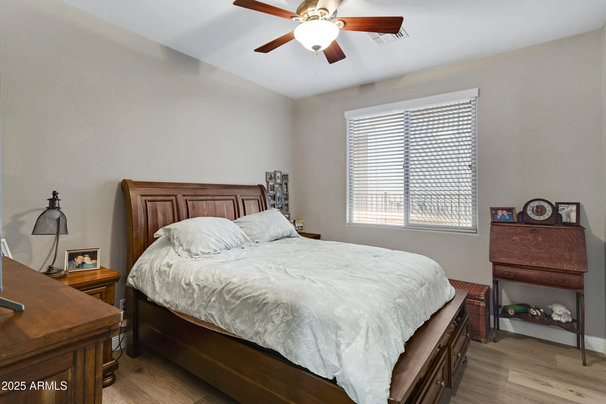 Property Slideshow image 32 of 35 | 307 w twin peaks pkwy, San Tan Valley, AZ, 85143