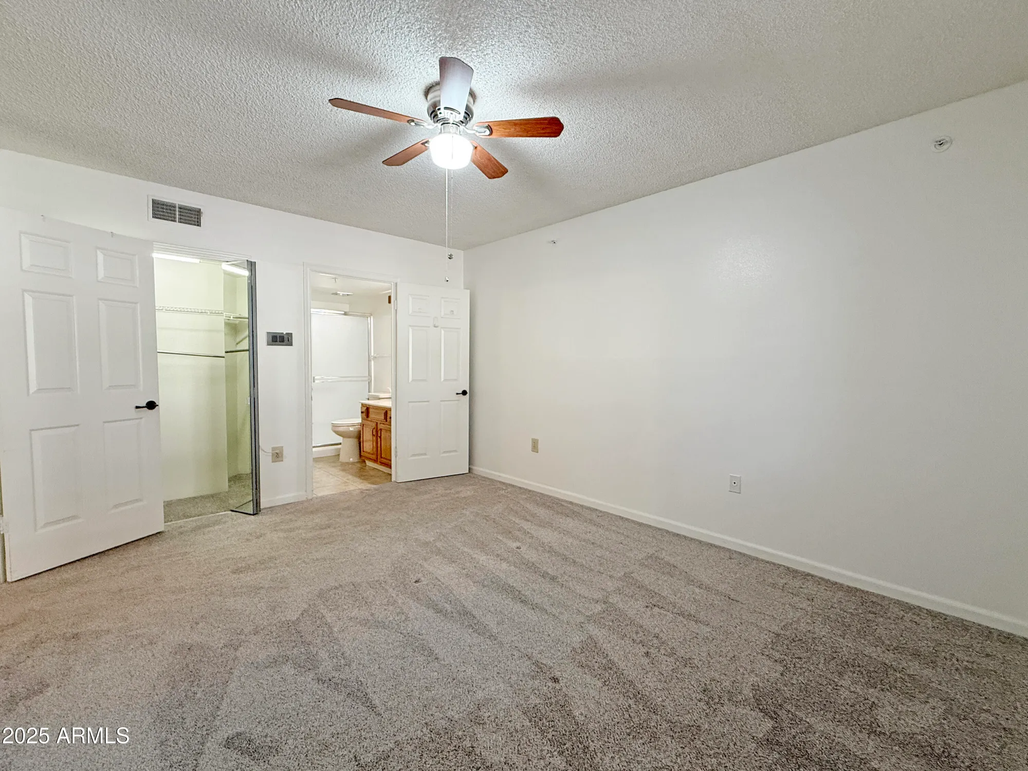 Property Slideshow image 10 of 21 | 10330 w thunderbird blvd c128, Sun City, AZ, 85351