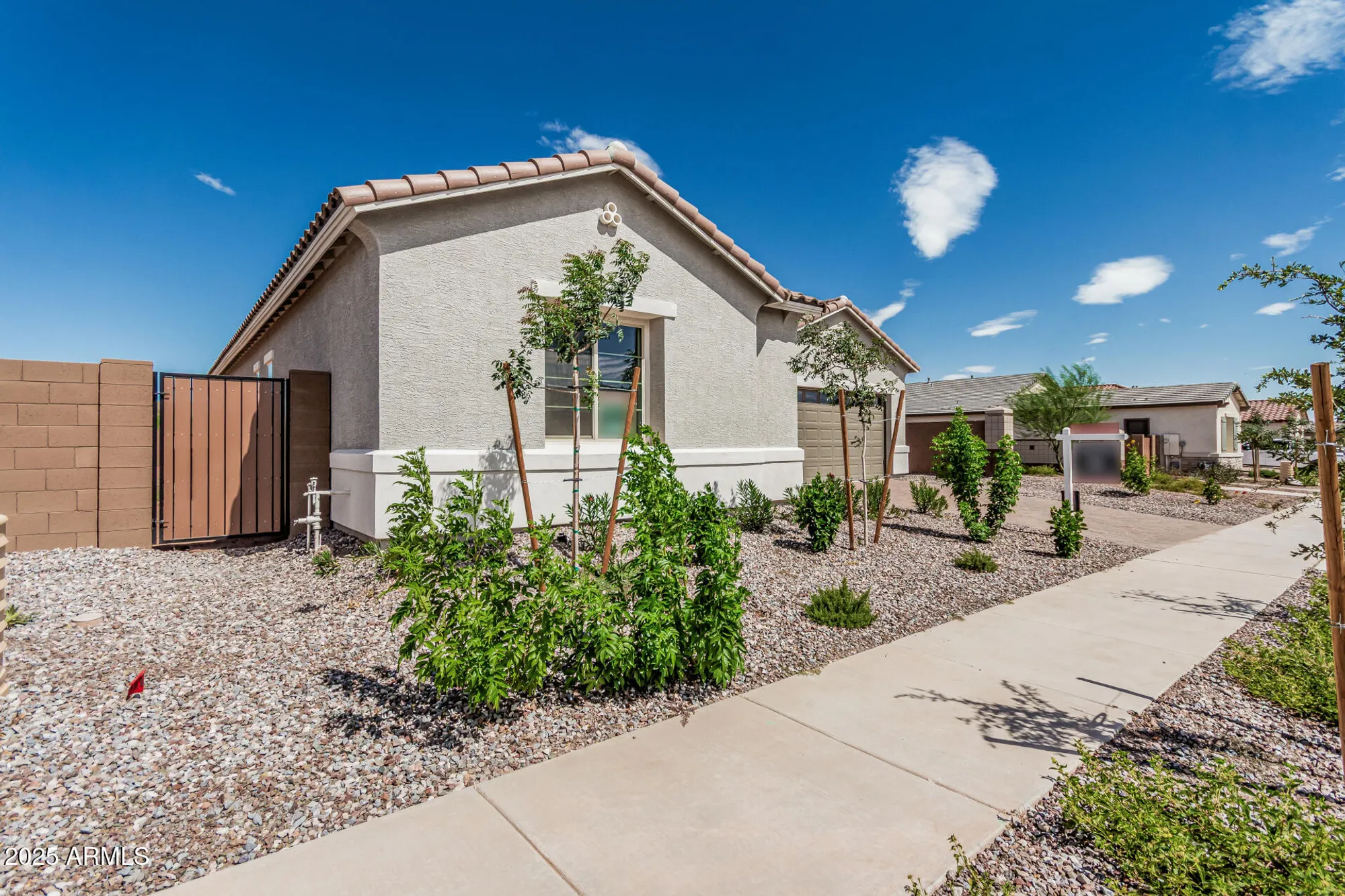 Property Slideshow image 36 of 48 | 24075 n 171st dr, Surprise, AZ, 85387