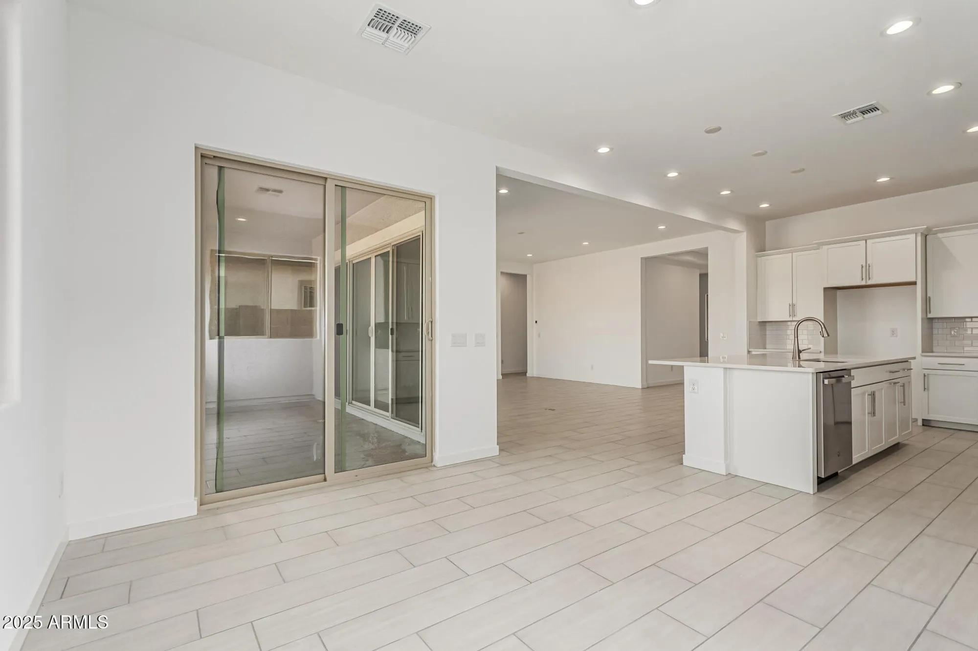 Property Slideshow image 6 of 48 | 24075 n 171st dr, Surprise, AZ, 85387