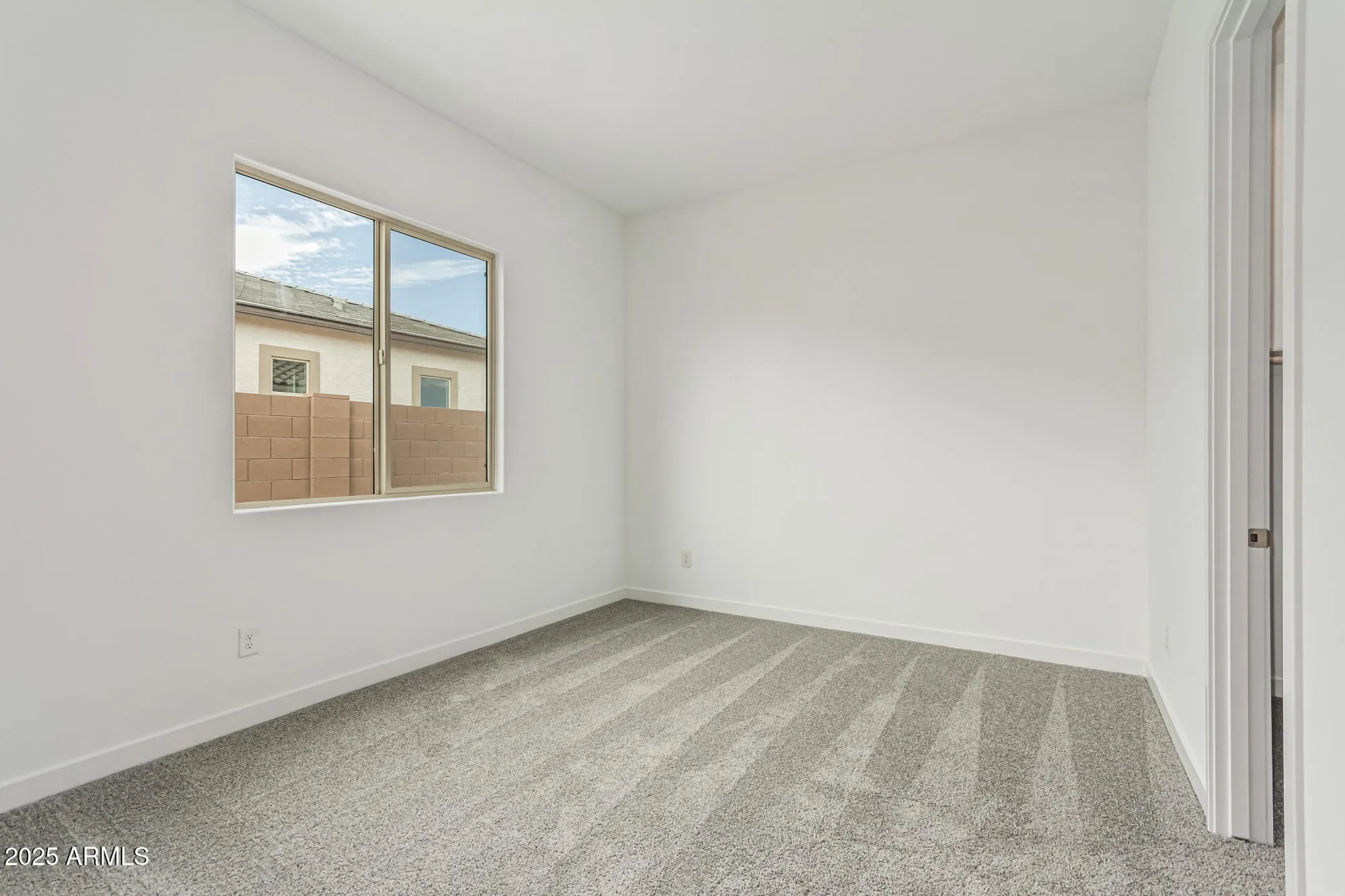 Property Slideshow image 27 of 48 | 24075 n 171st dr, Surprise, AZ, 85387