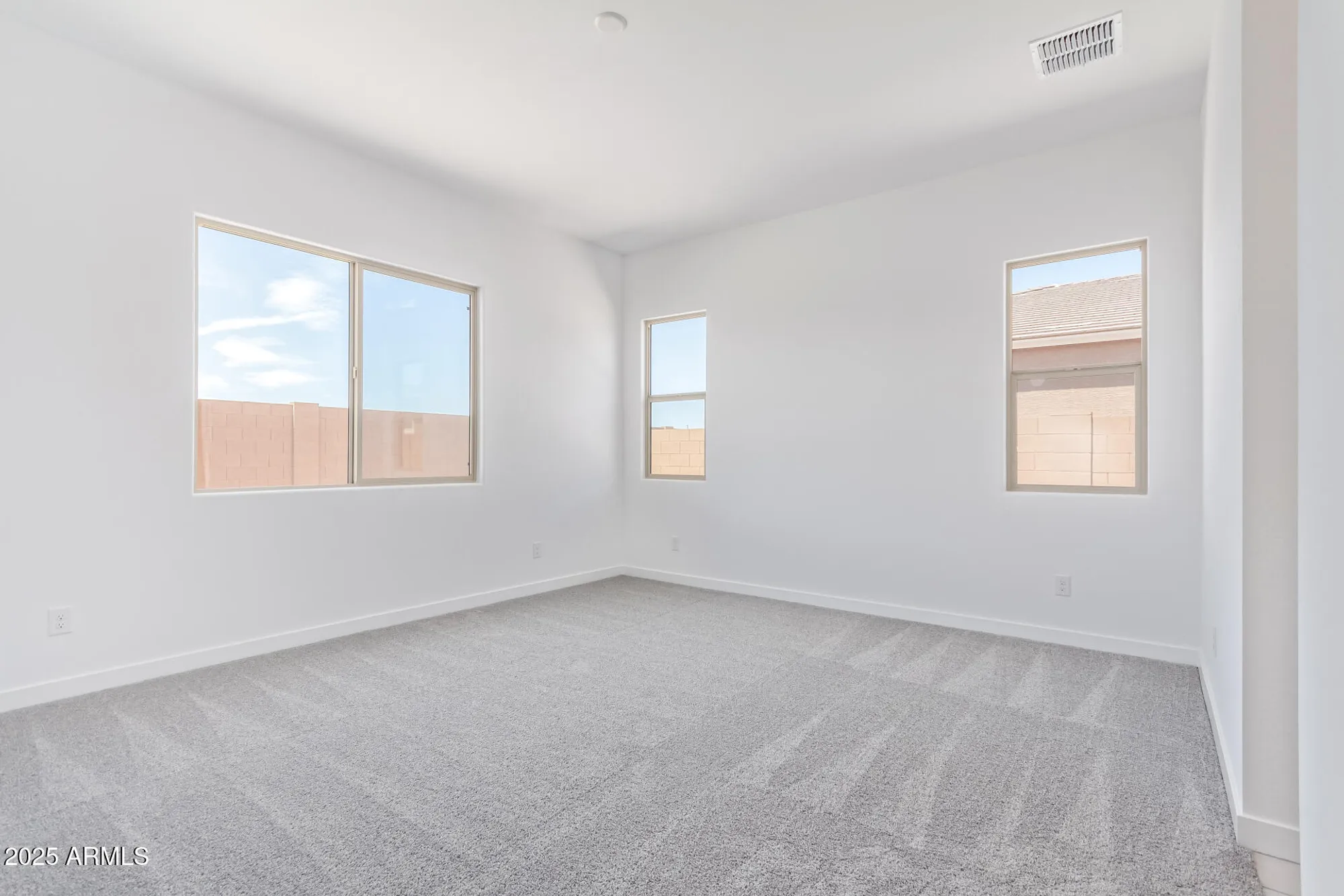 Property Slideshow image 19 of 46 | 24136 n 172nd dr, Surprise, AZ, 85387