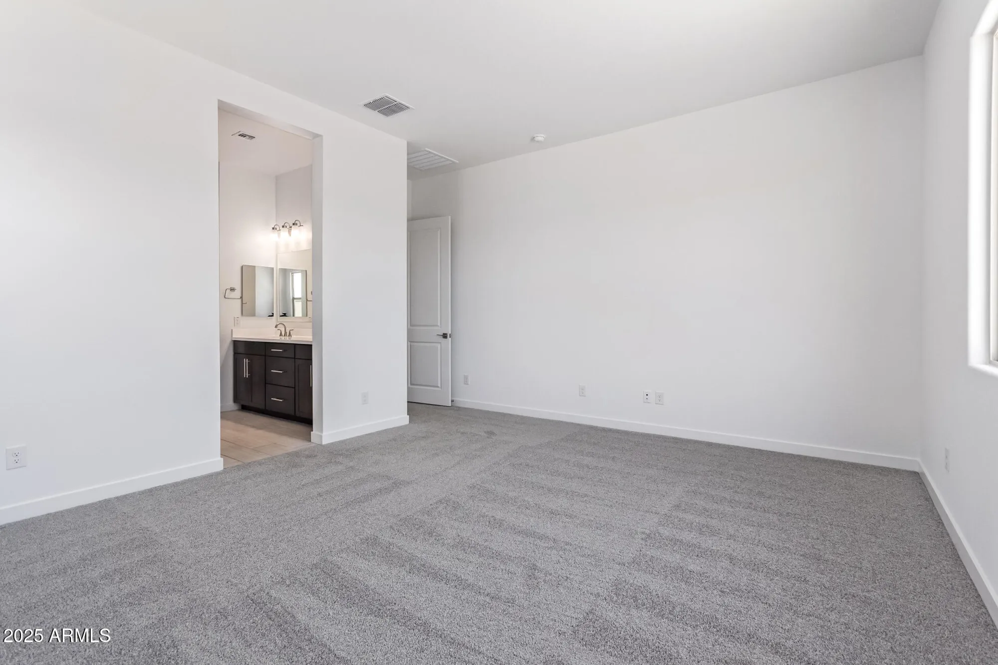 Property Slideshow image 21 of 46 | 24136 n 172nd dr, Surprise, AZ, 85387