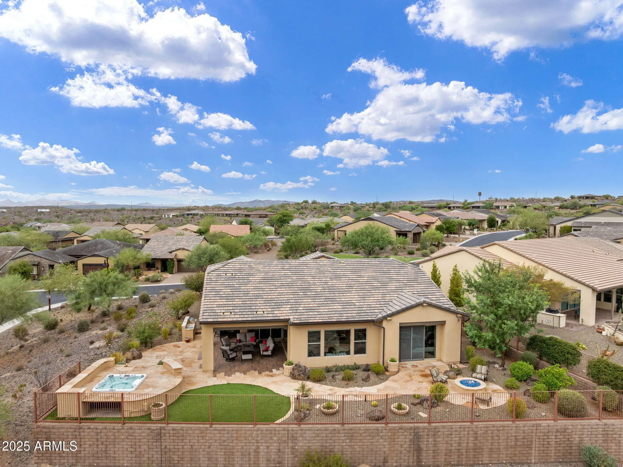Property Slideshow image 9 of 60 | 3328 rising sun rdg, Wickenburg, AZ, 85390