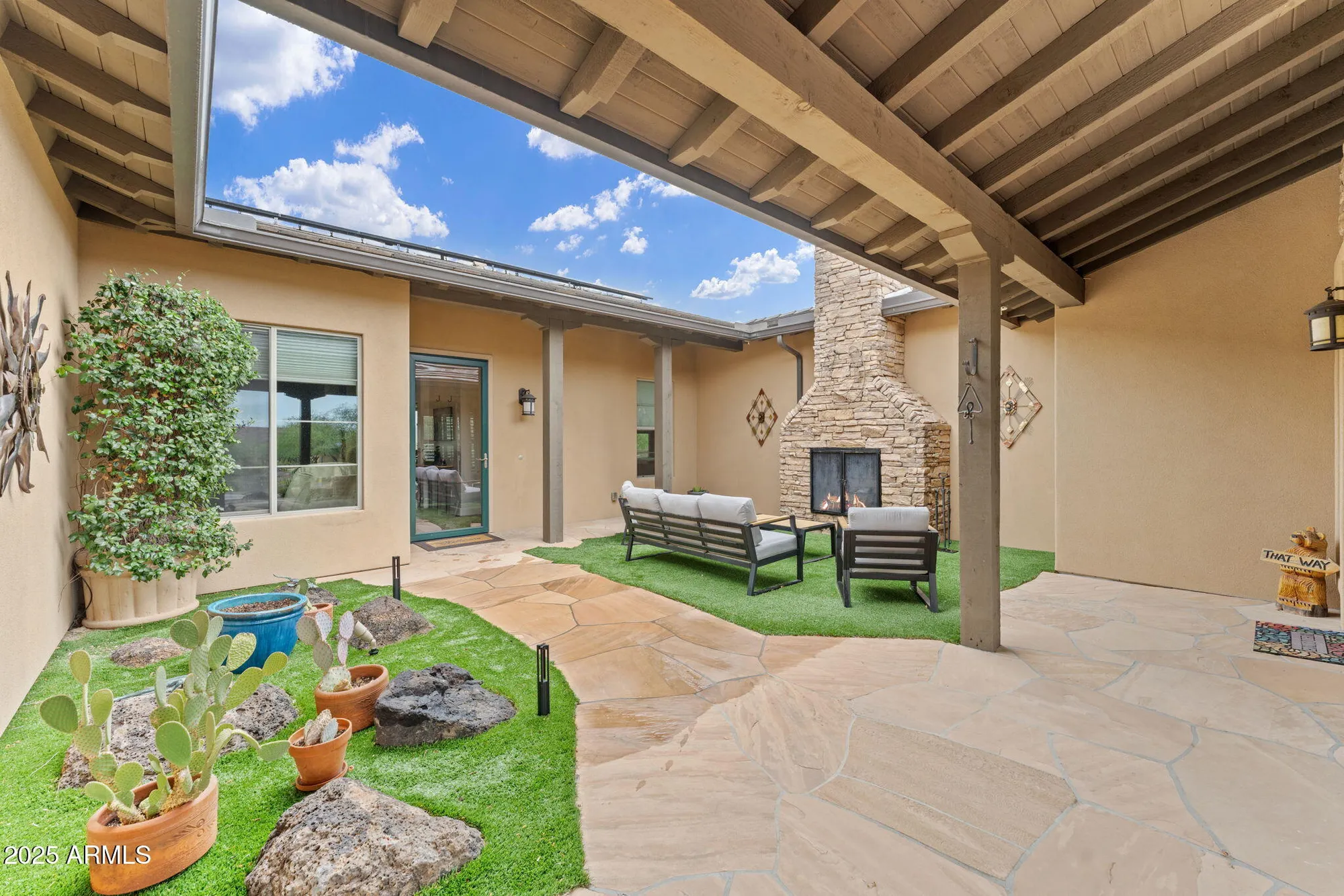 Property Slideshow image 12 of 60 | 3328 rising sun rdg, Wickenburg, AZ, 85390