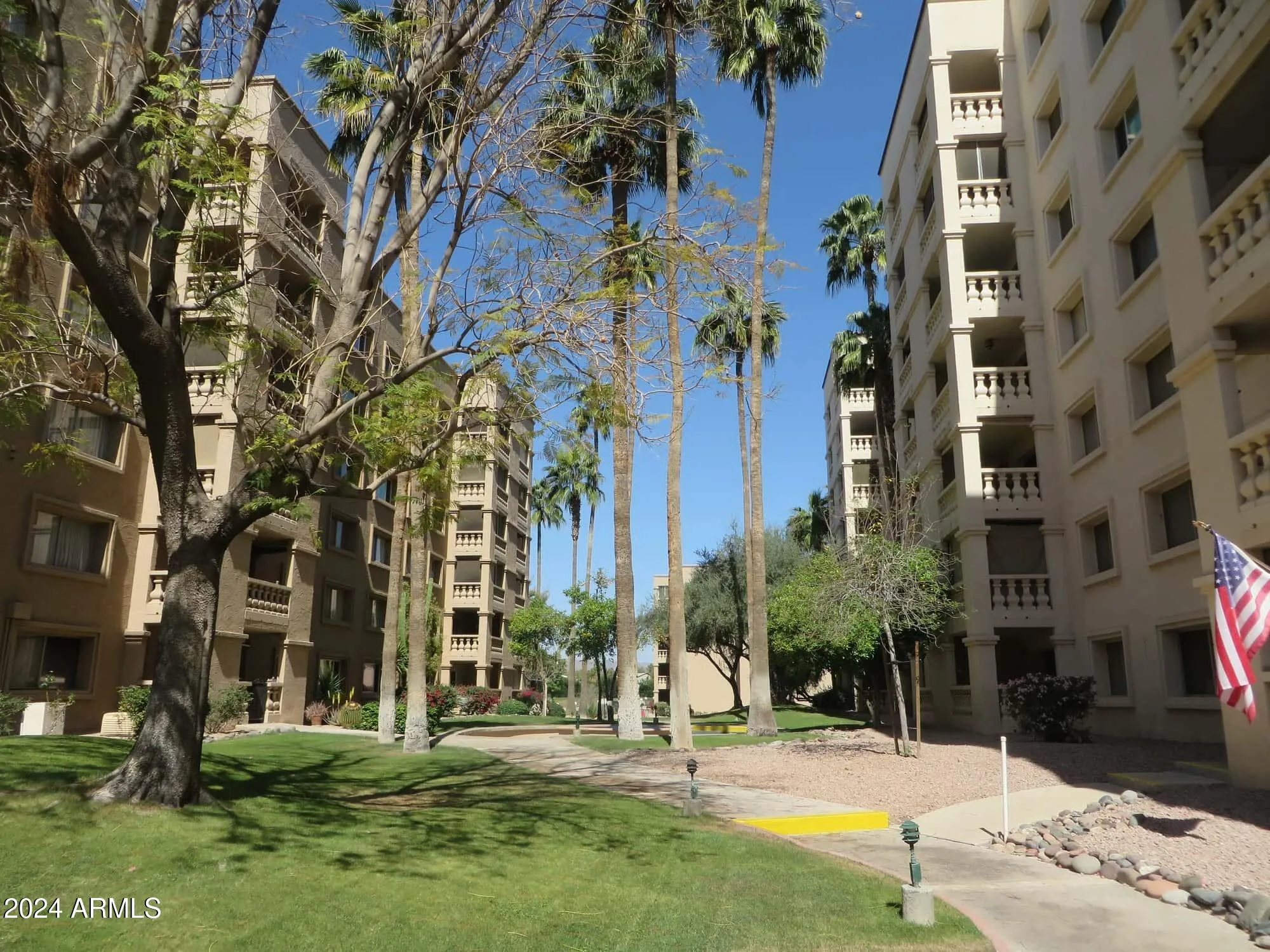 Property Slideshow image 29 of 34 | 7930 e camelback rd unit 111, Scottsdale, AZ, 85251
