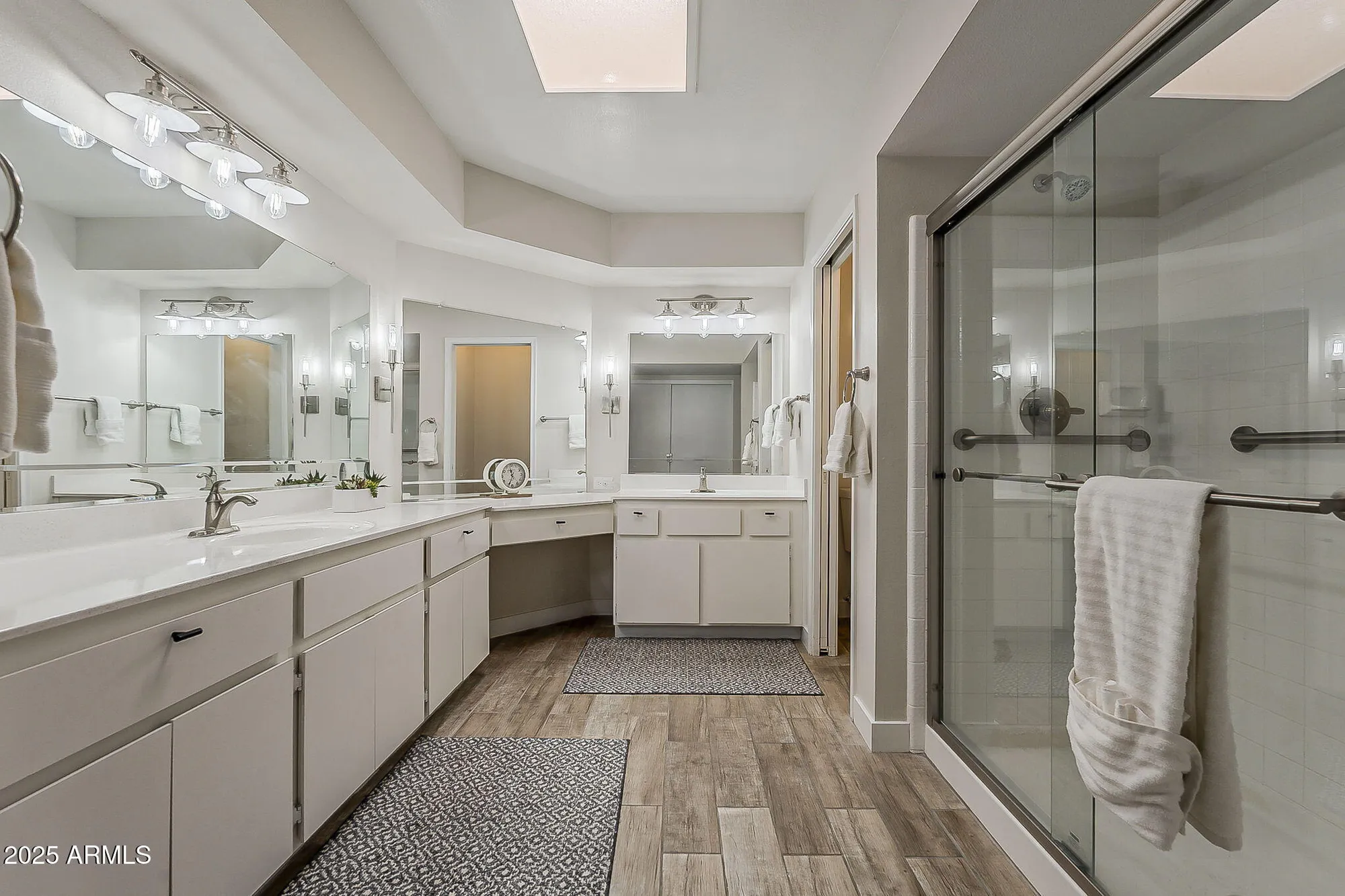 Property Slideshow image 9 of 33 | 26209 s beech creek dr, Sun Lakes, AZ, 85248