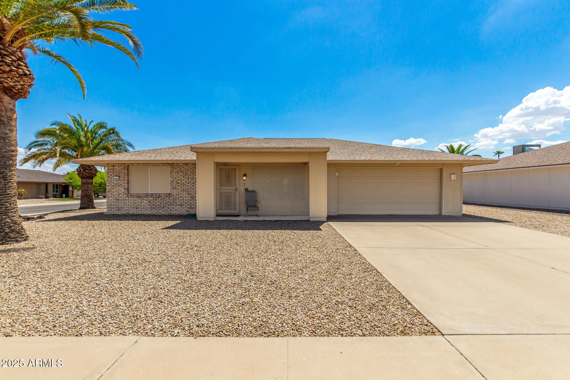 Property Slideshow image 3 of 46 | 9321 w willowbrook dr, Sun City, AZ, 85373