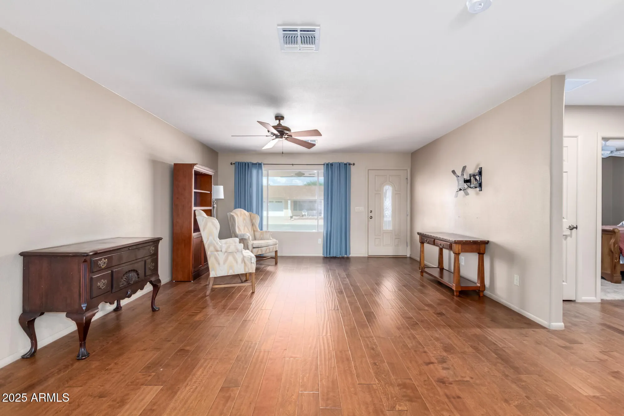 Property Slideshow image 9 of 46 | 9321 w willowbrook dr, Sun City, AZ, 85373