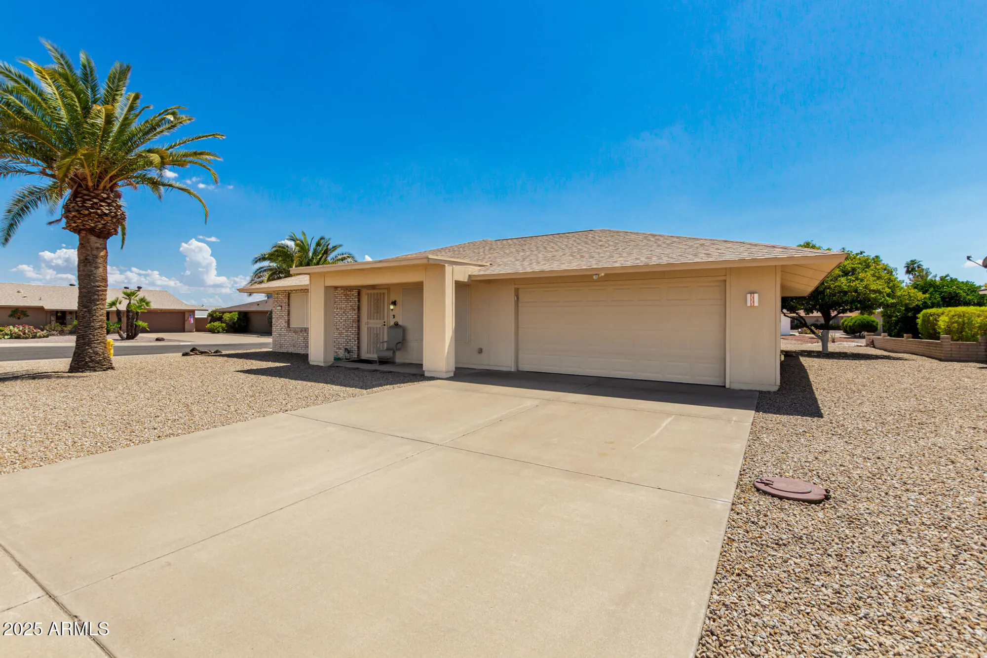 Property Slideshow image 5 of 46 | 9321 w willowbrook dr, Sun City, AZ, 85373