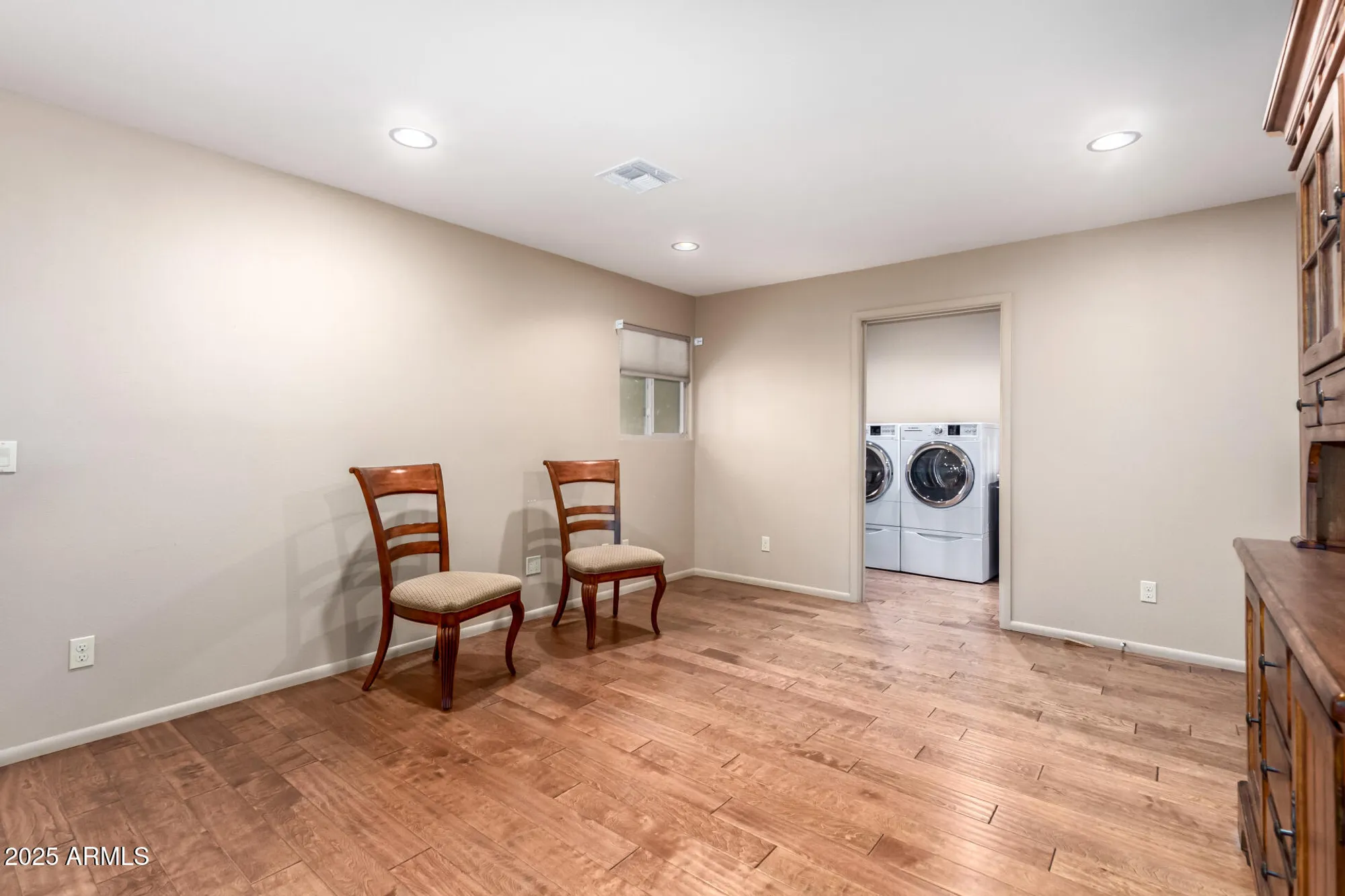 Property Slideshow image 12 of 46 | 9321 w willowbrook dr, Sun City, AZ, 85373