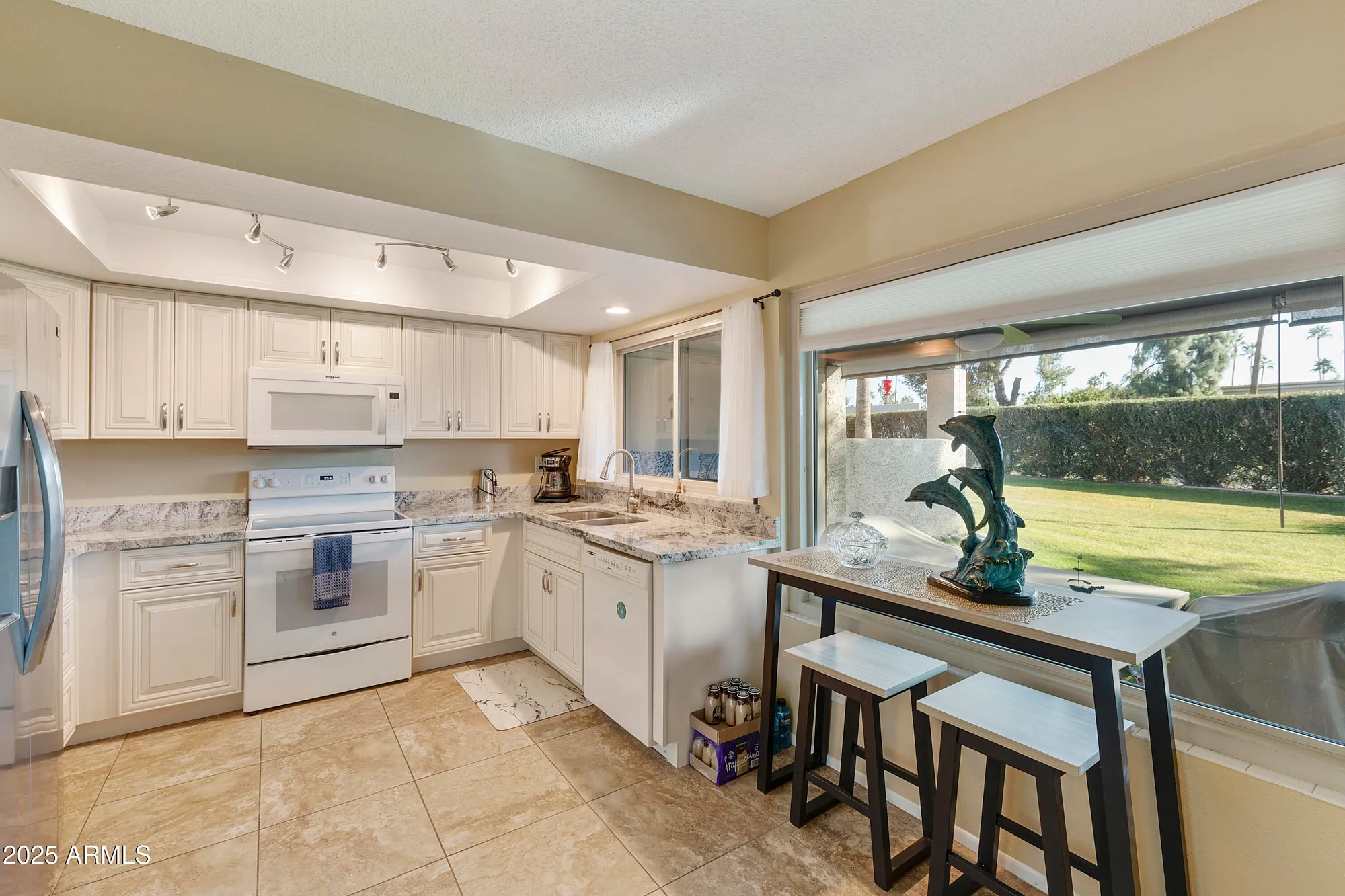 Property Slideshow image 4 of 43 | 633 s 77th st, Mesa, AZ, 85208