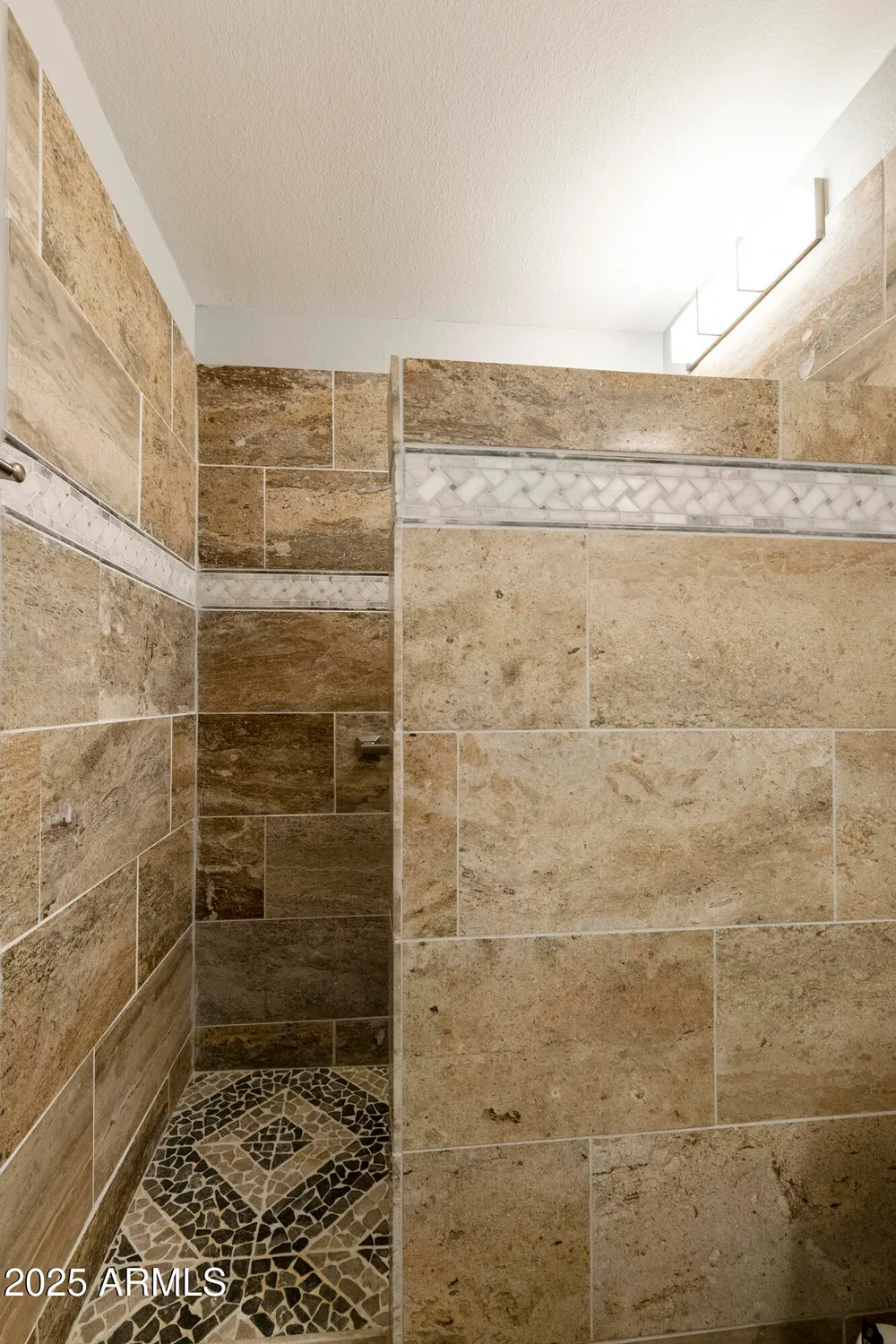 Property Slideshow image 16 of 43 | 633 s 77th st, Mesa, AZ, 85208