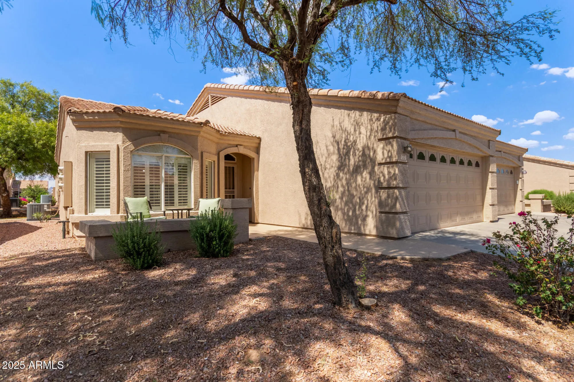 Property Slideshow image 3 of 34 | 2101 s yellow wood 77, Mesa, AZ, 85209