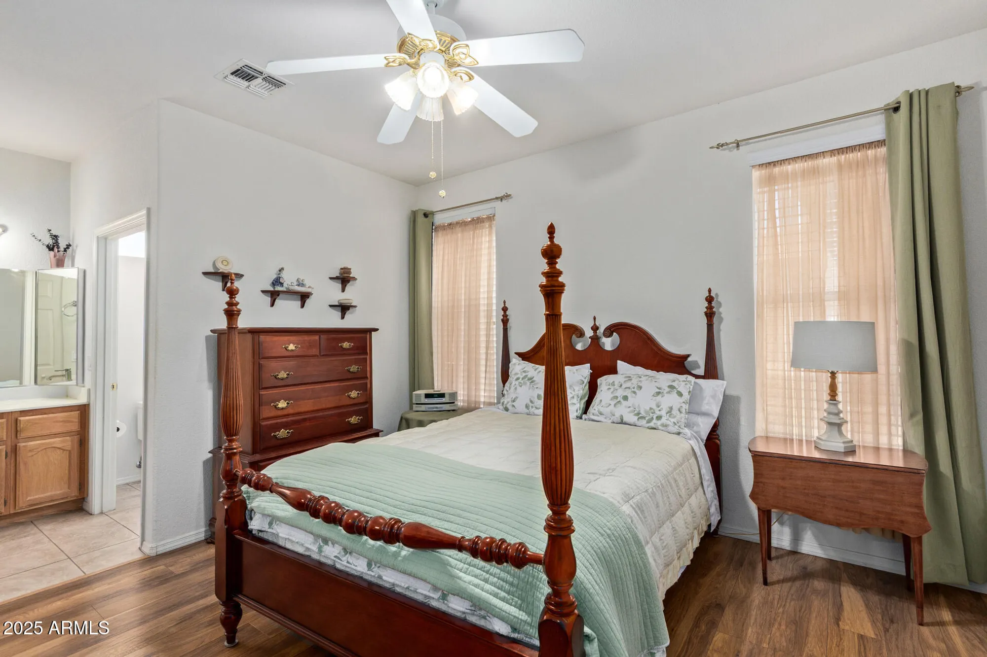 Property Slideshow image 13 of 34 | 2101 s yellow wood 77, Mesa, AZ, 85209