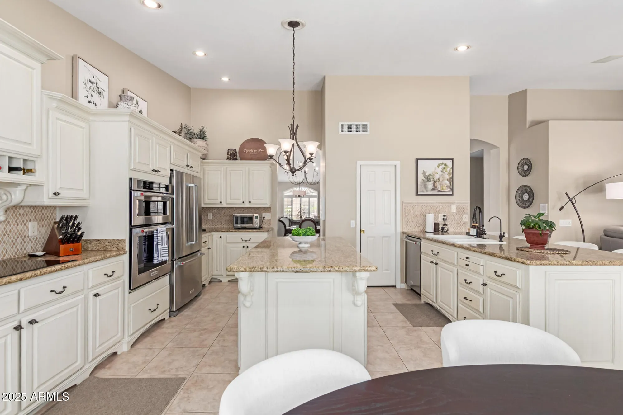 Property Slideshow image 17 of 49 | 3211 n couples dr, Goodyear, AZ, 85395