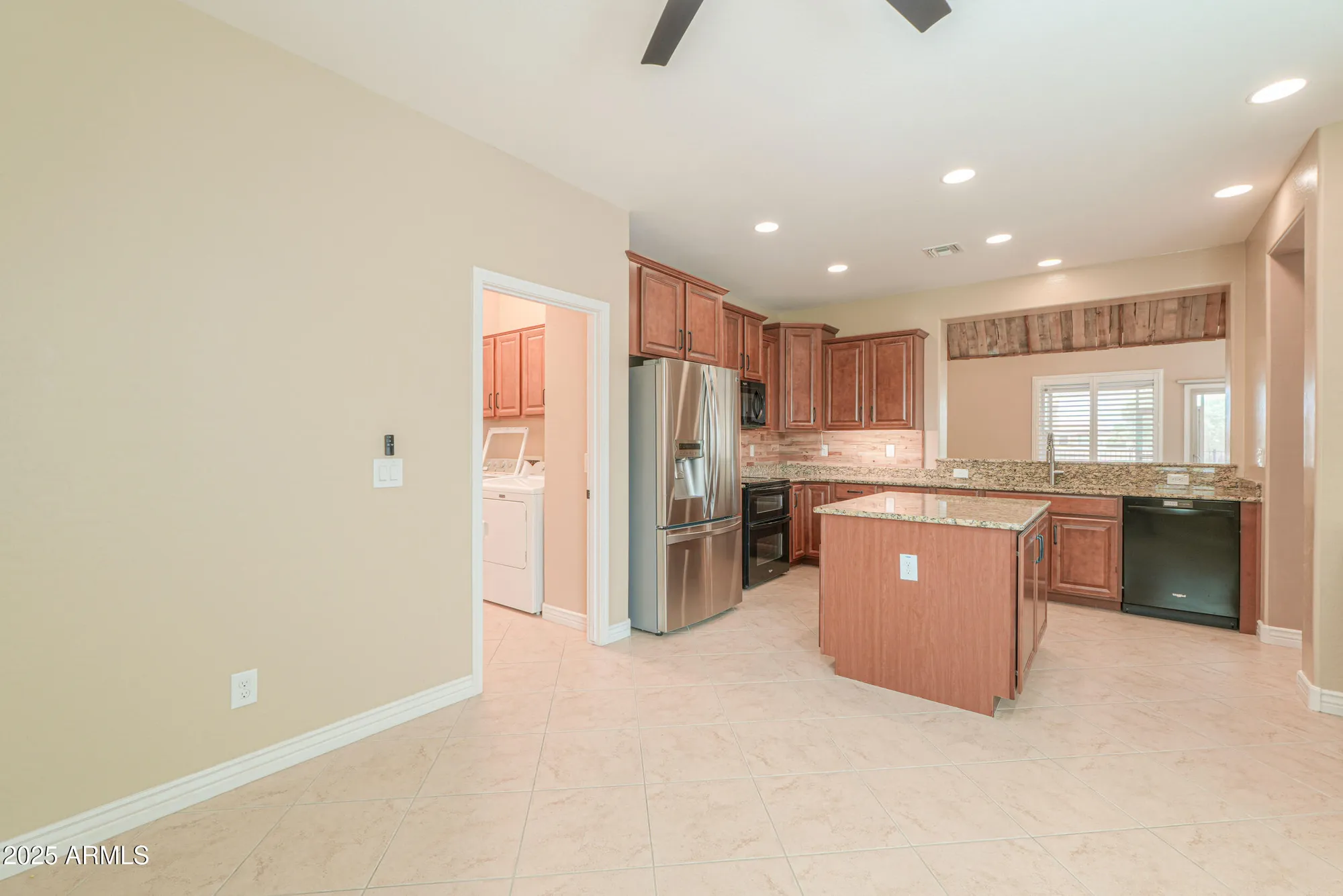 Property Slideshow image 10 of 64 | 2610 e san mateo dr, Casa Grande, AZ, 85194
