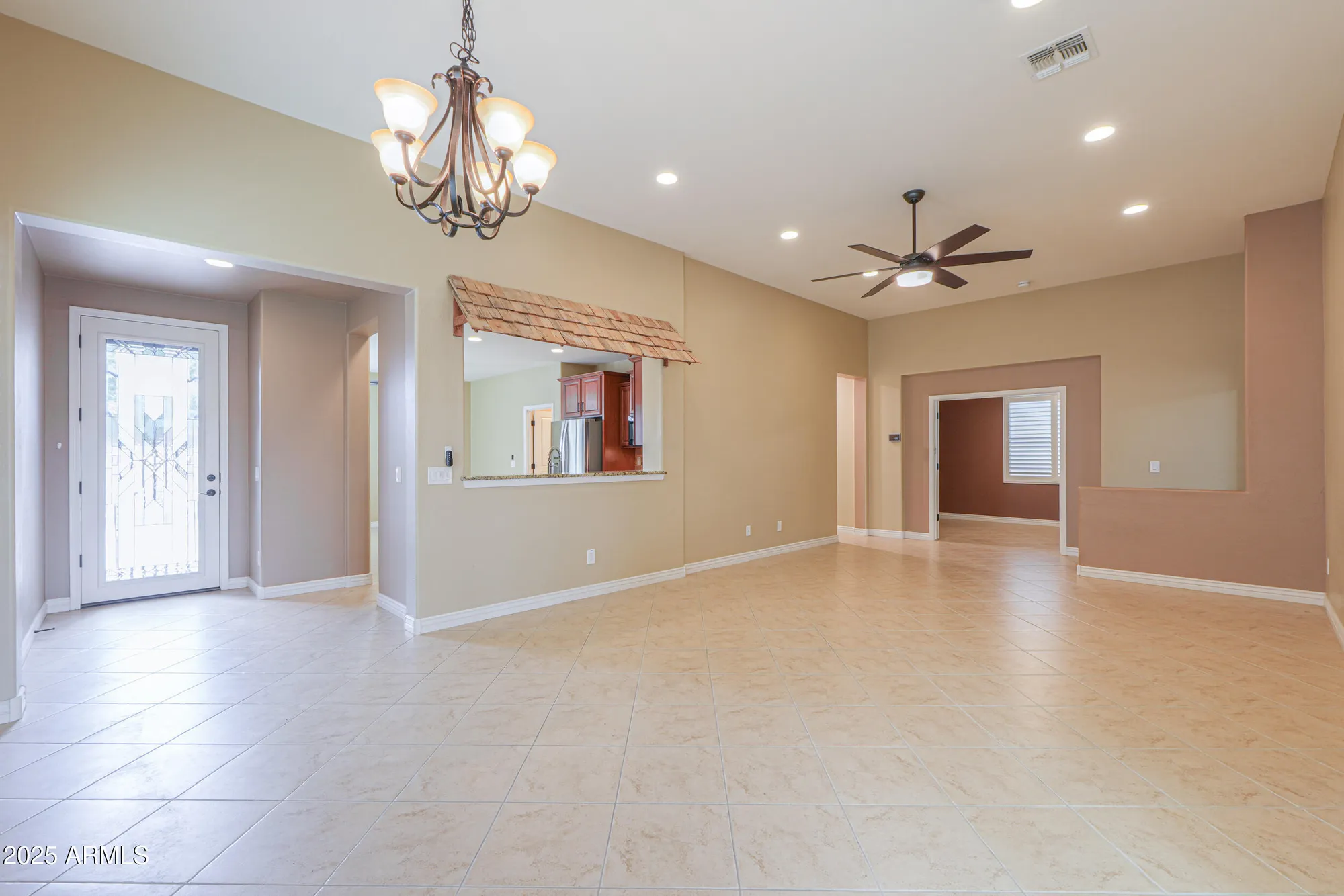 Property Slideshow image 13 of 64 | 2610 e san mateo dr, Casa Grande, AZ, 85194