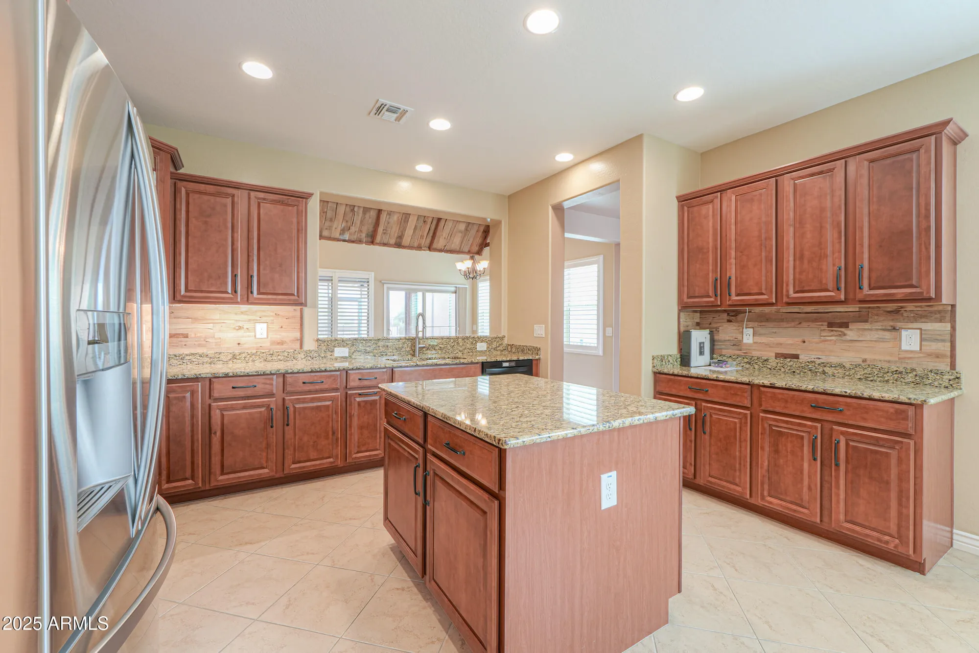 Property Slideshow image 7 of 64 | 2610 e san mateo dr, Casa Grande, AZ, 85194