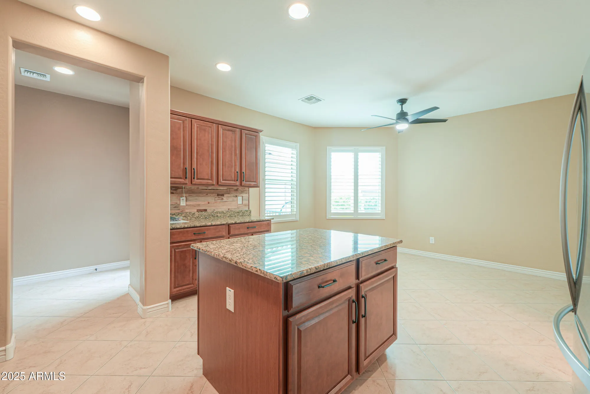 Property Slideshow image 8 of 64 | 2610 e san mateo dr, Casa Grande, AZ, 85194