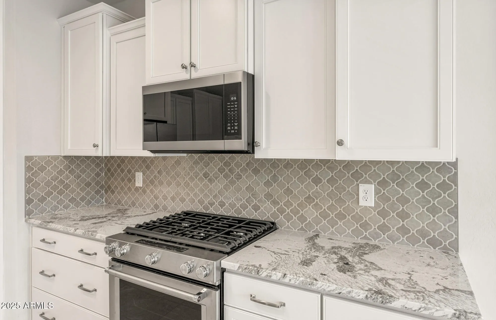 Property Slideshow image 9 of 27 | 7833 w cactus wren way, Florence, AZ, 85132