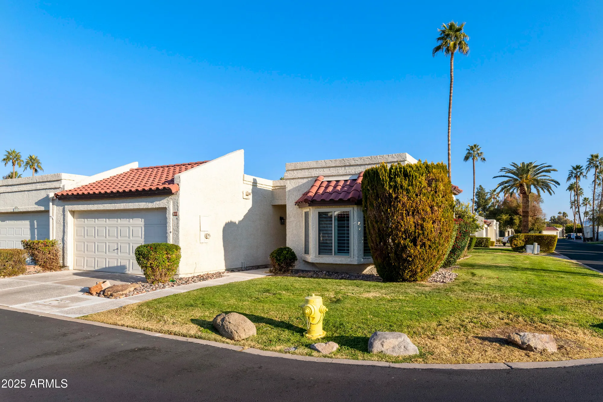 Property Slideshow image 1 of 37 | 663 s saguaro way, Mesa, AZ, 85208
