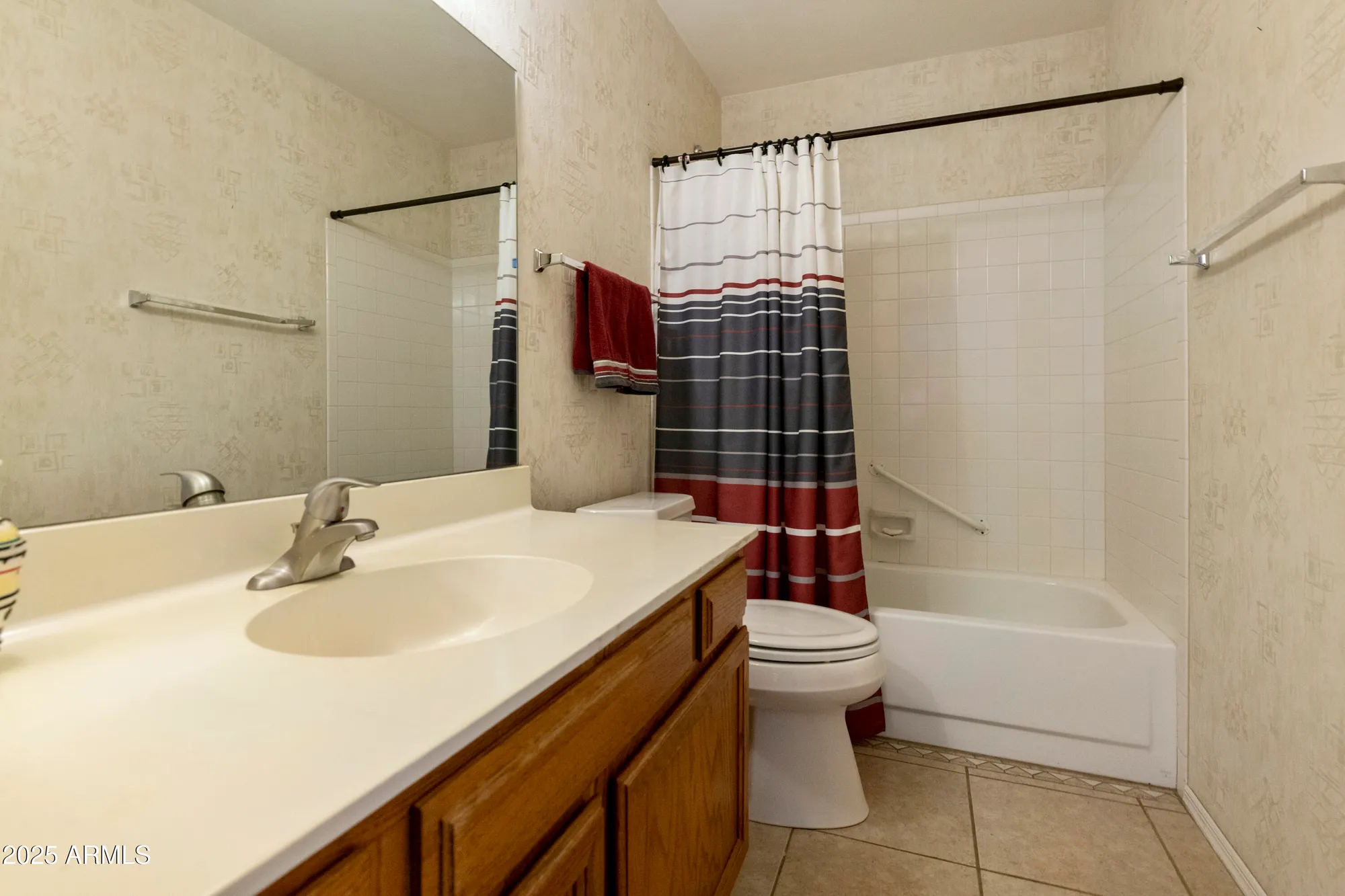Property Slideshow image 14 of 37 | 663 s saguaro way, Mesa, AZ, 85208