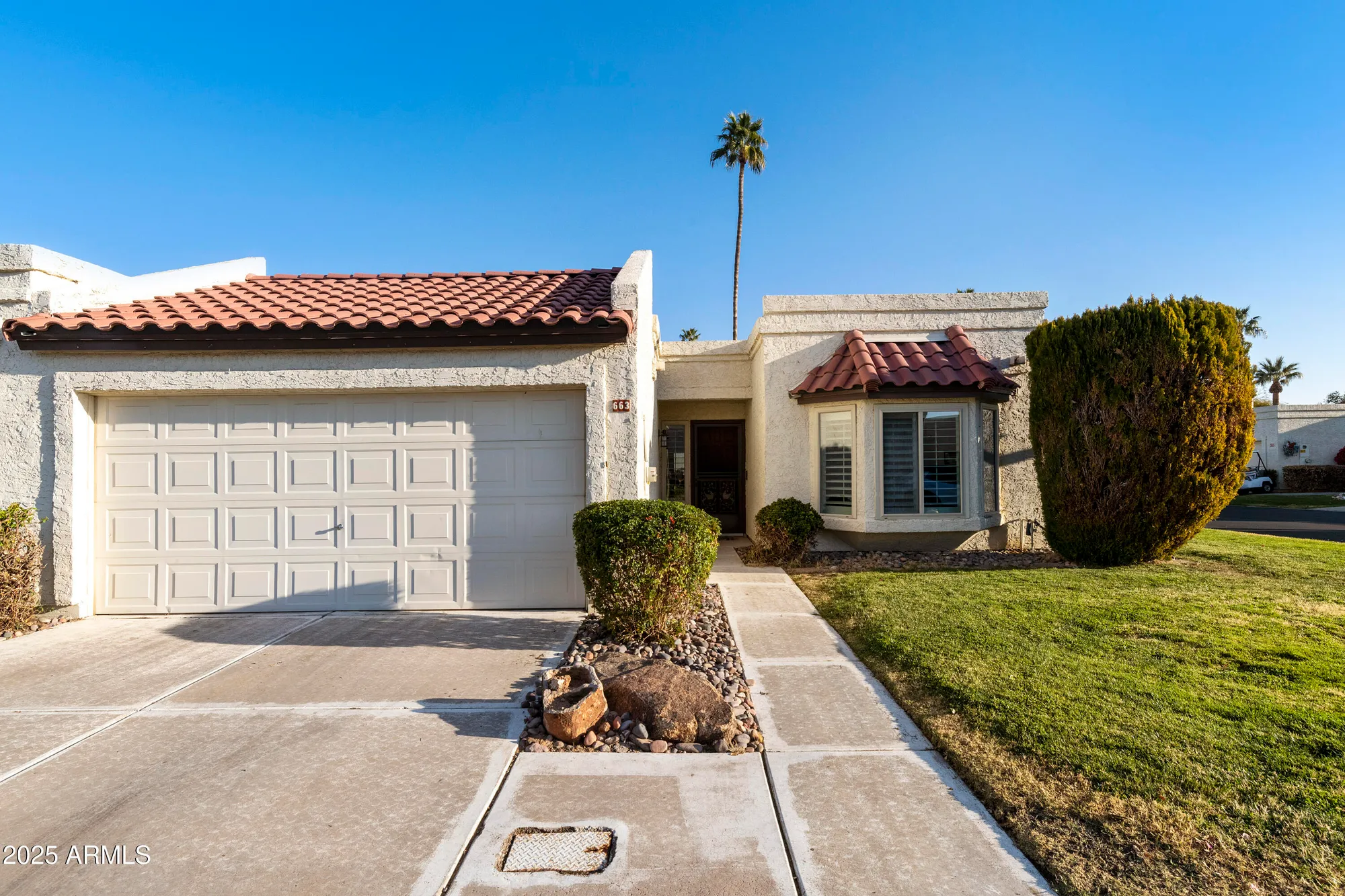 Property Slideshow image 16 of 37 | 663 s saguaro way, Mesa, AZ, 85208
