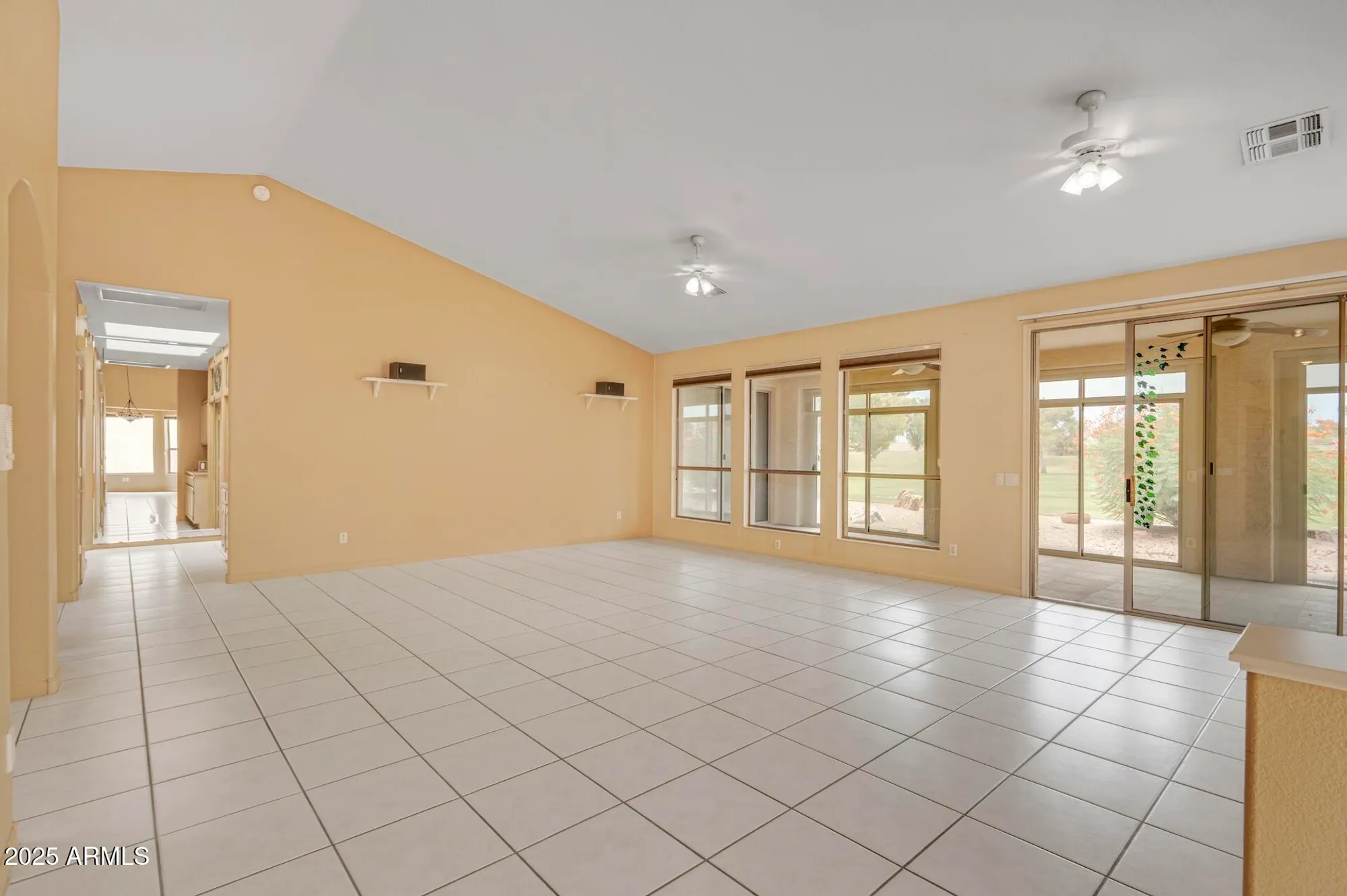 Property Slideshow image 6 of 35 | 402 w beechnut pl, Chandler, AZ, 85248