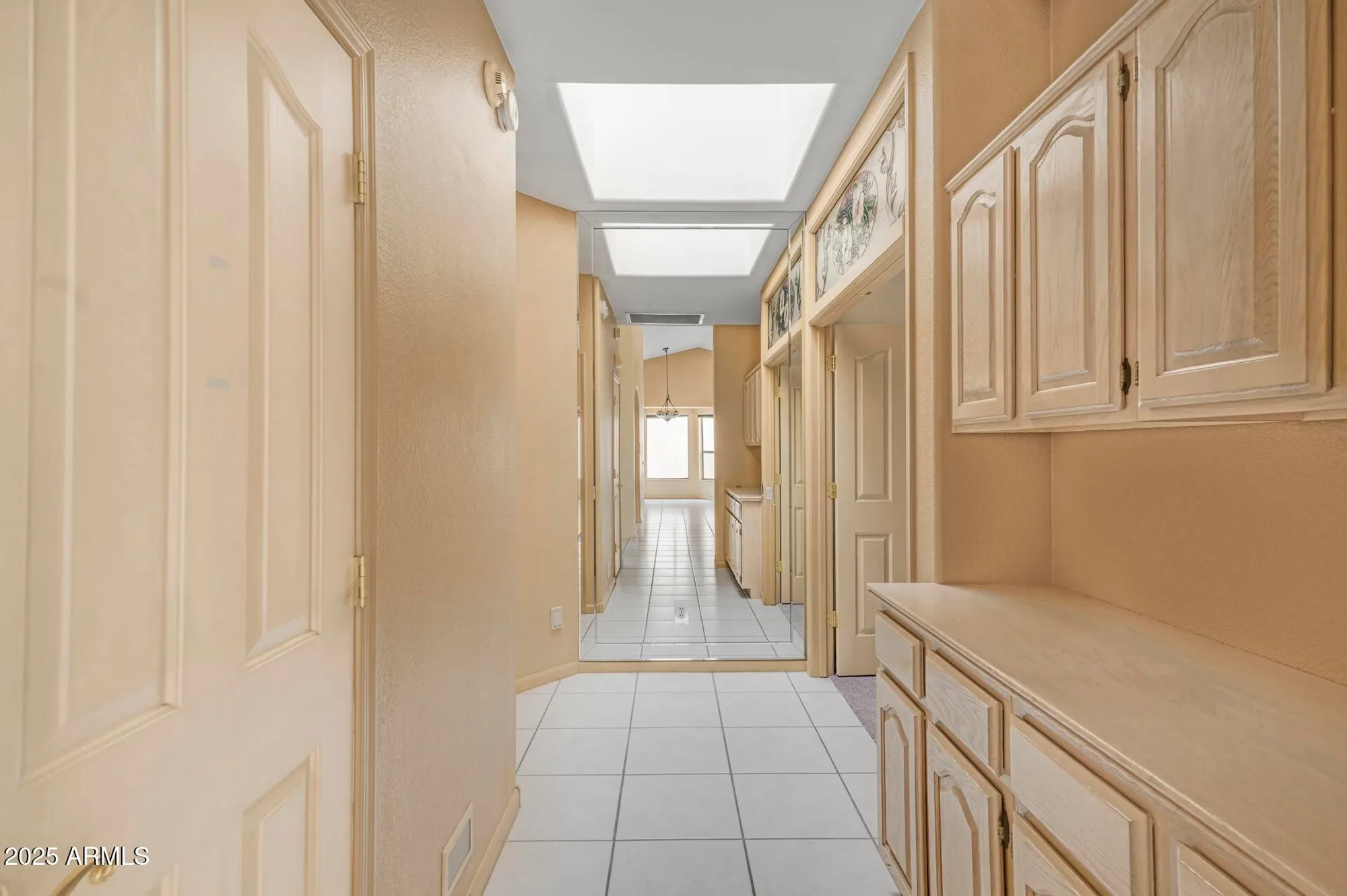 Property Slideshow image 12 of 35 | 402 w beechnut pl, Chandler, AZ, 85248