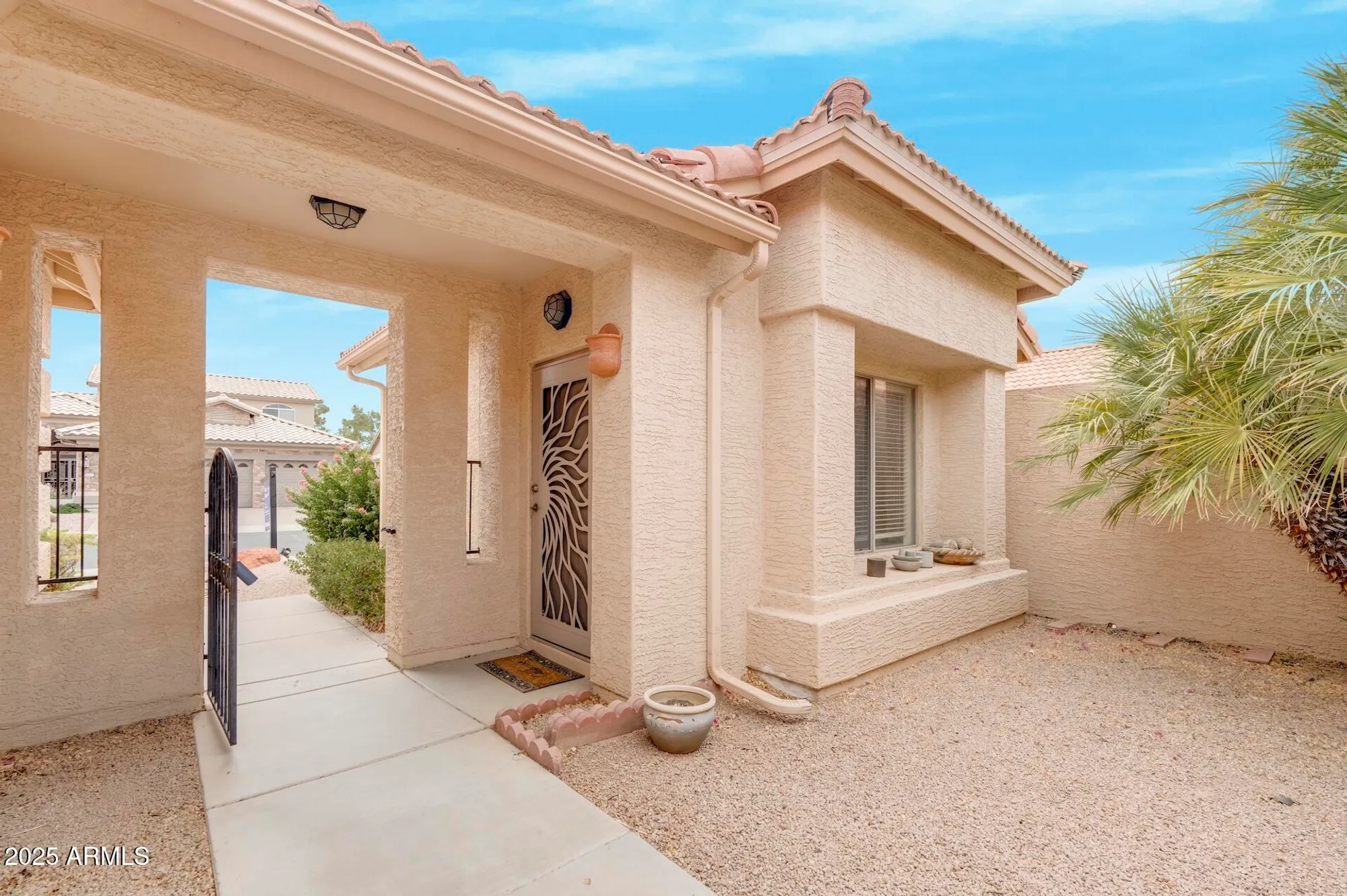 Property Slideshow image 21 of 35 | 402 w beechnut pl, Chandler, AZ, 85248