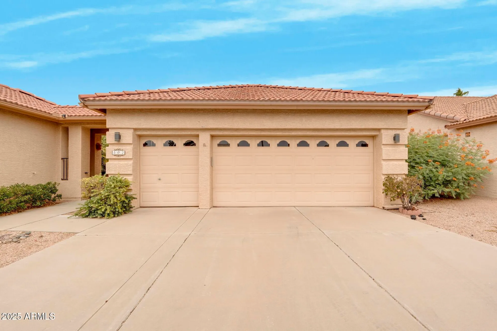 Property Slideshow image 4 of 35 | 402 w beechnut pl, Chandler, AZ, 85248