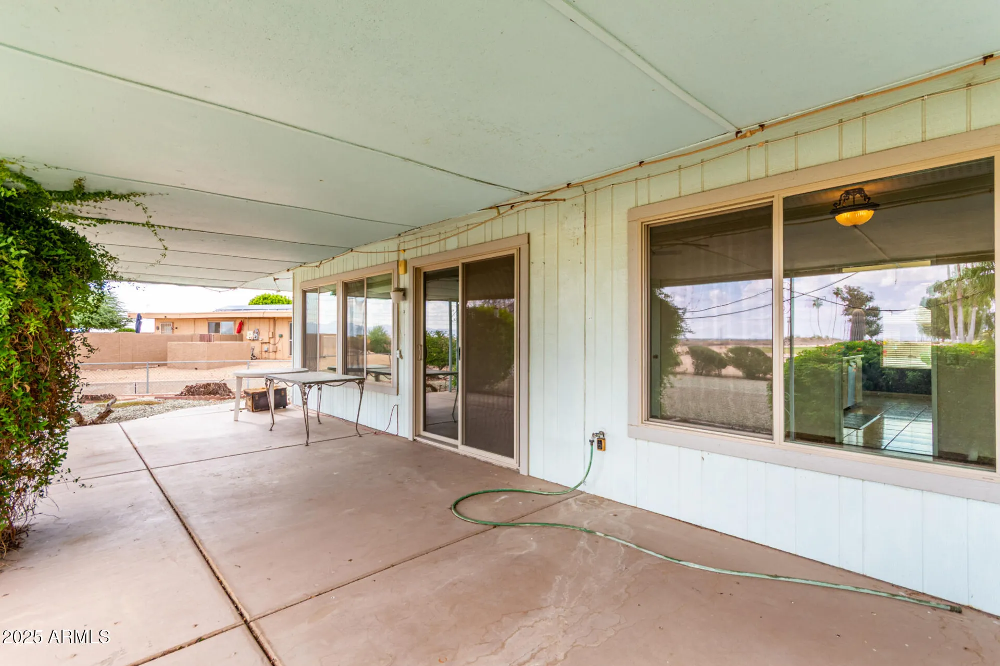Property Slideshow image 23 of 27 | 11049 w crestbrook dr, Sun City, AZ, 85351