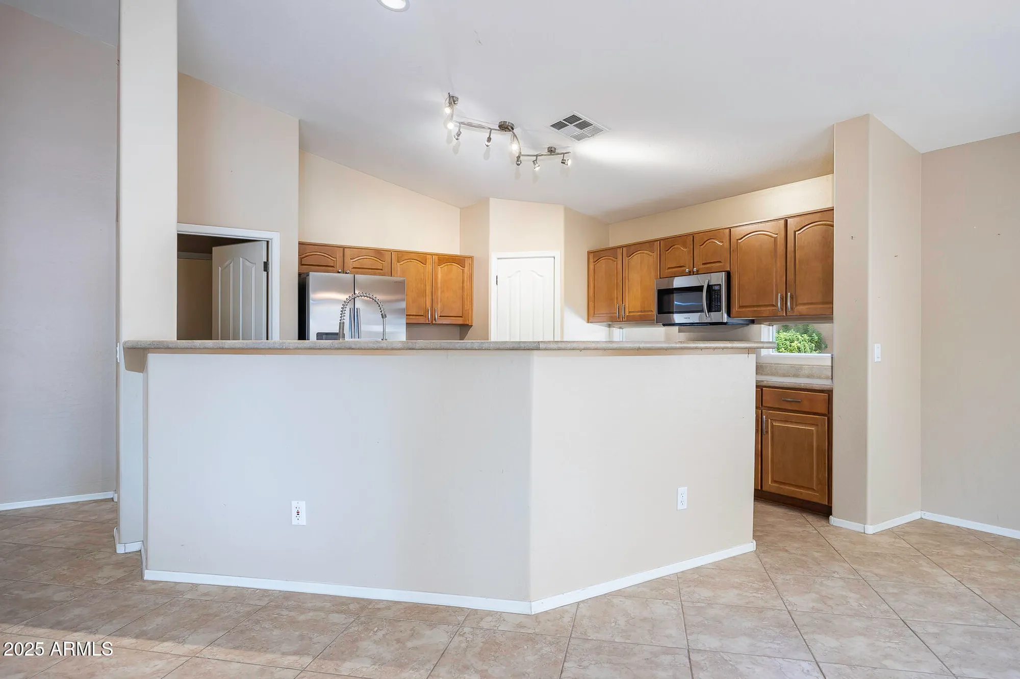 Property Slideshow image 10 of 47 | 255 n san juan trl, Casa Grande, AZ, 85194