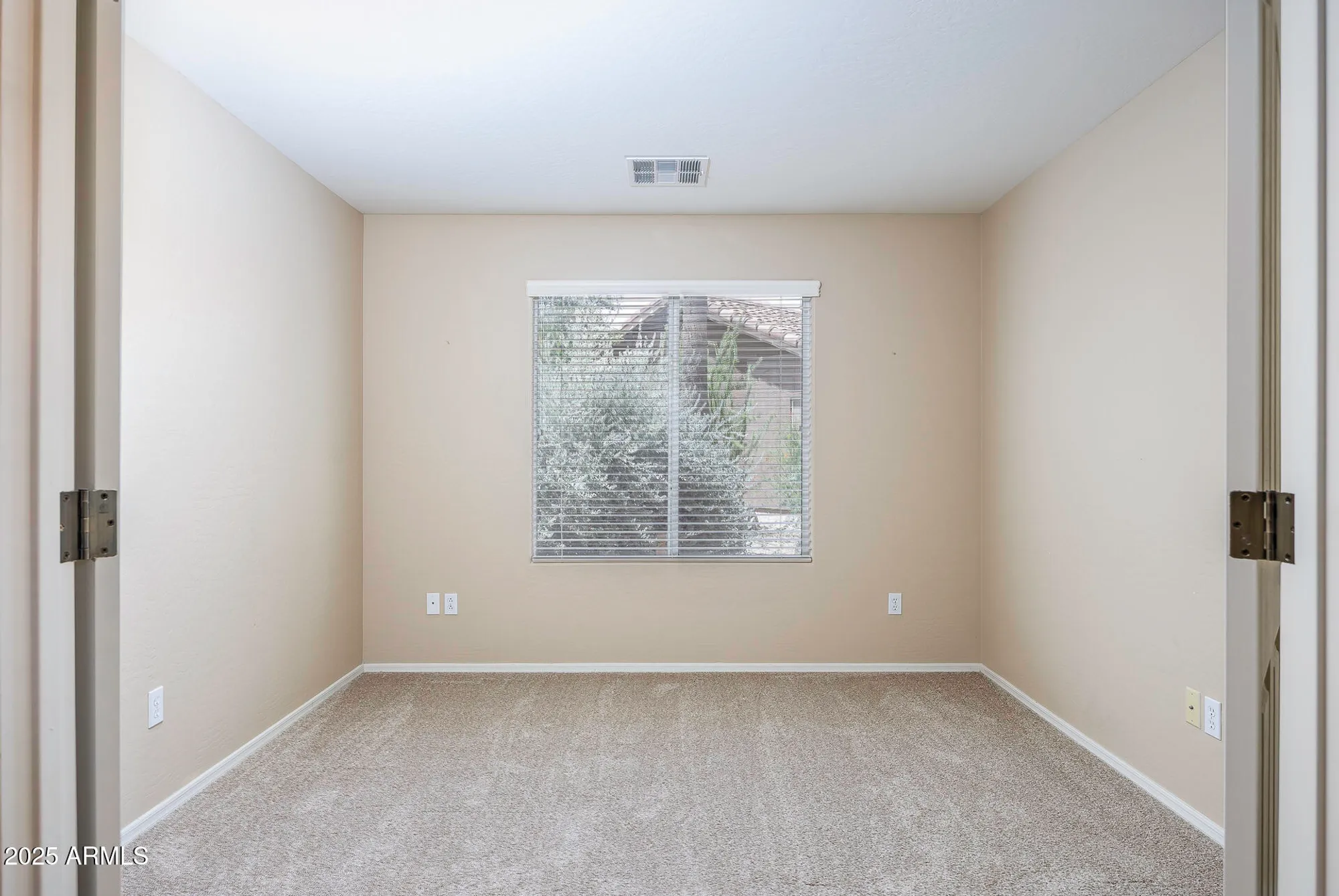 Property Slideshow image 13 of 47 | 255 n san juan trl, Casa Grande, AZ, 85194