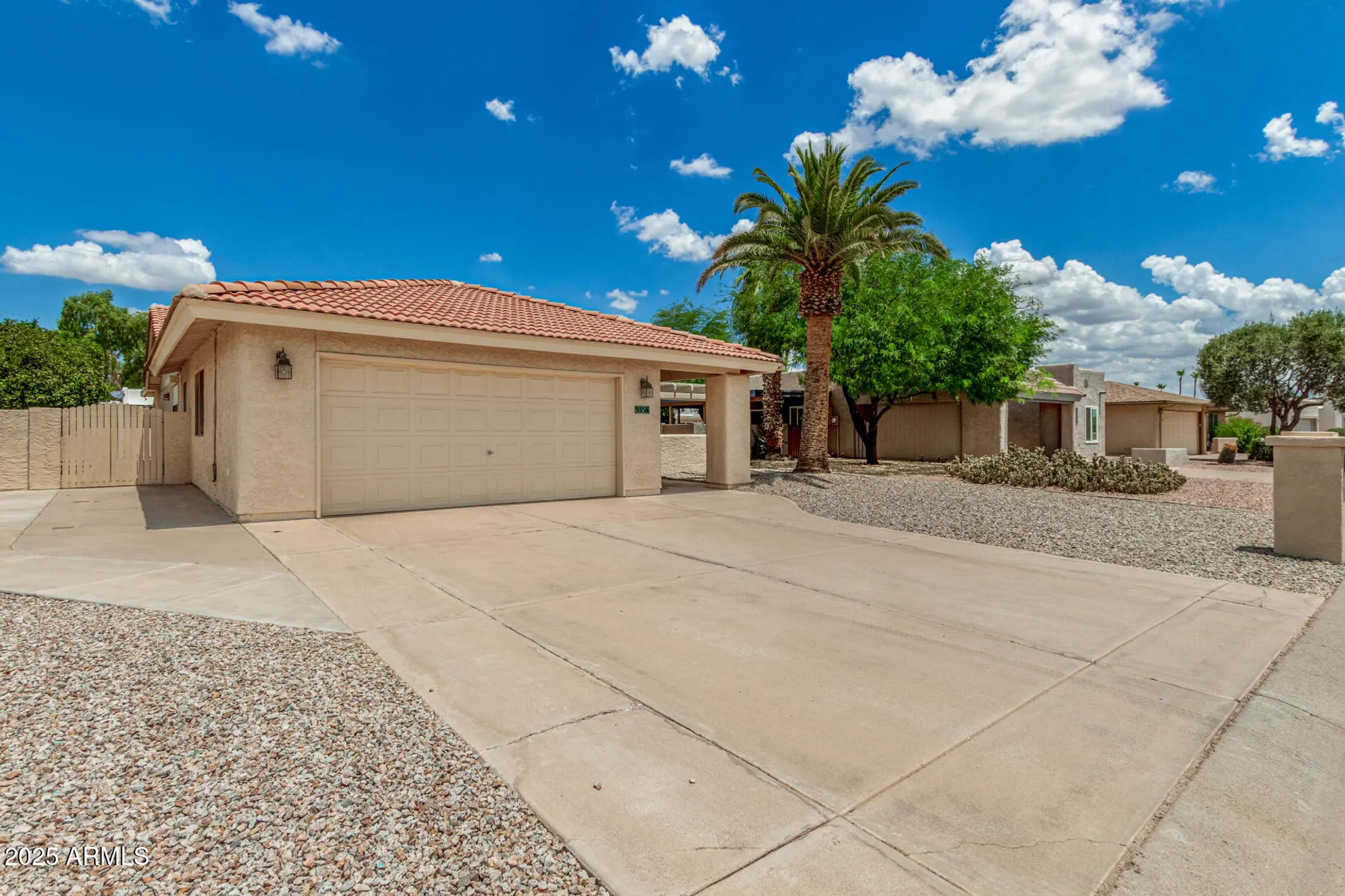 Property Slideshow image 2 of 51 | 9358 e olive ln, Sun Lakes, AZ, 85248