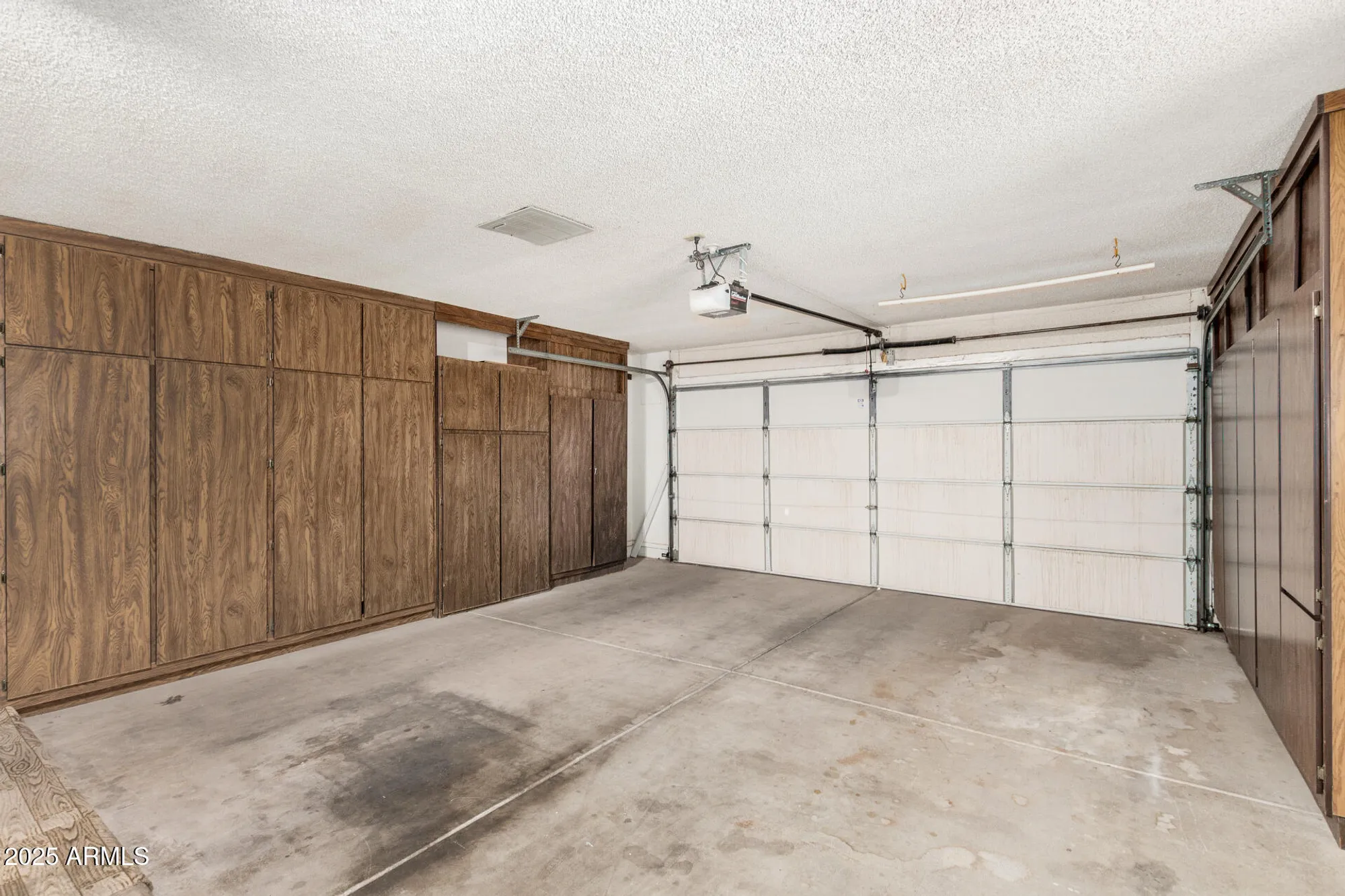 Property Slideshow image 34 of 51 | 9358 e olive ln, Sun Lakes, AZ, 85248