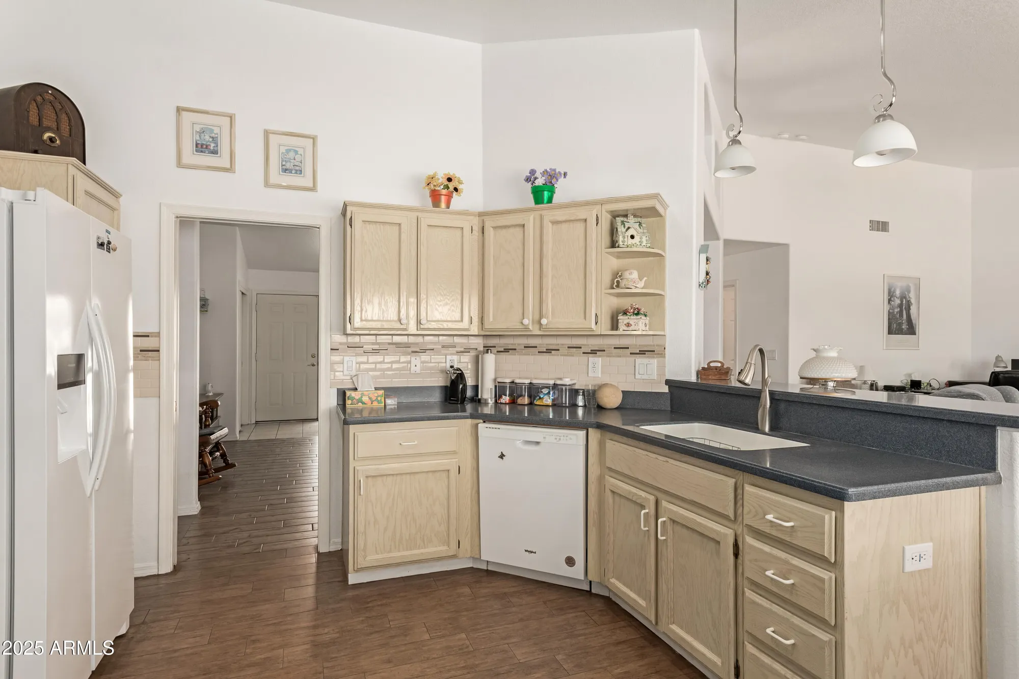 Property Slideshow image 12 of 34 | 11259 e laguna azul cir, Mesa, AZ, 85209