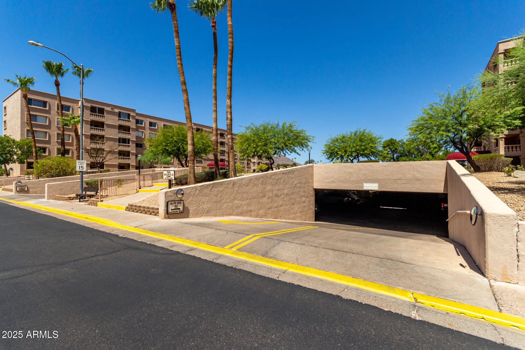Property Slideshow image 2 of 35 | 7850 e camelback rd unit 101, Scottsdale, AZ, 85251