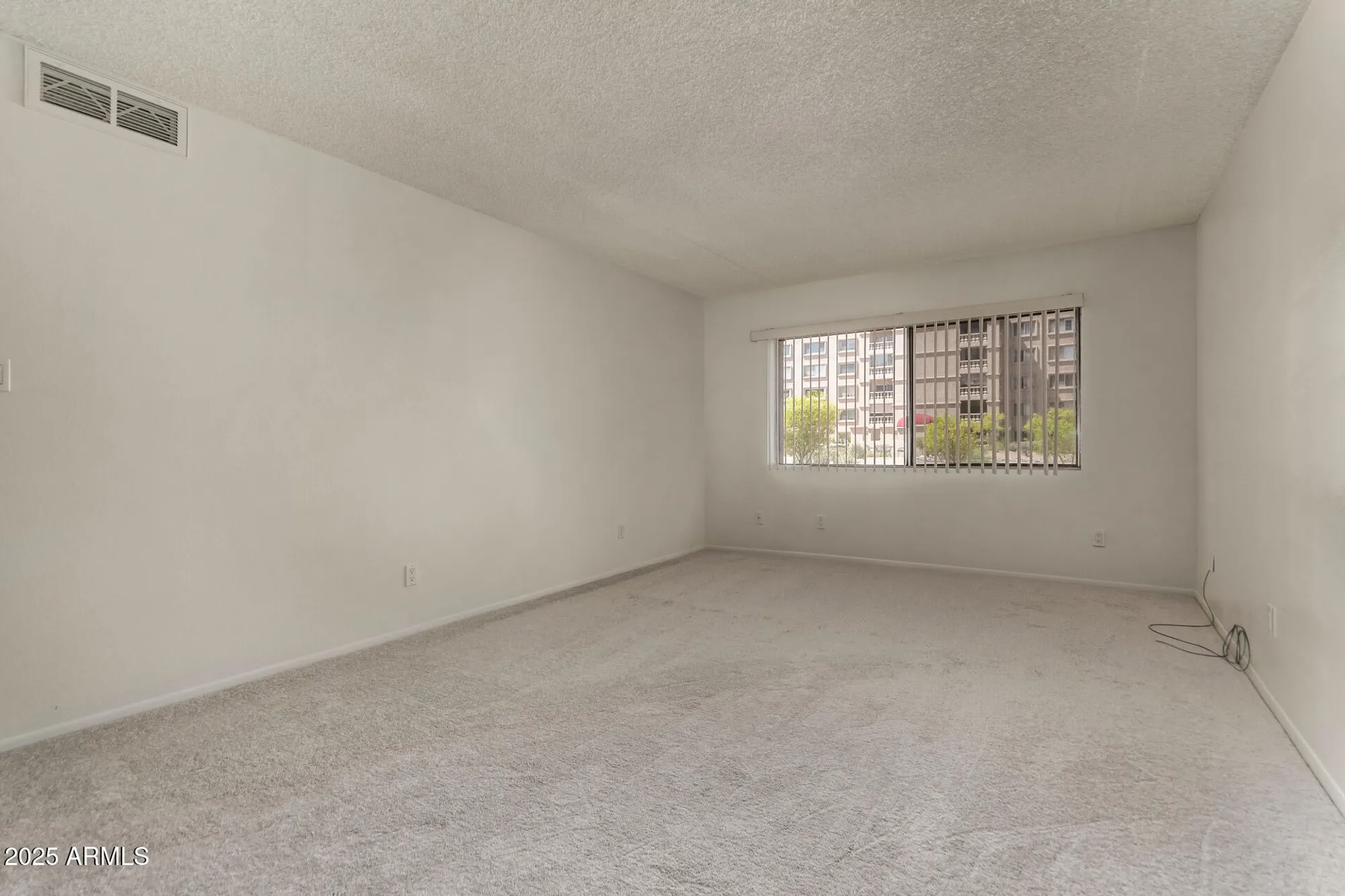 Property Slideshow image 15 of 35 | 7850 e camelback rd unit 101, Scottsdale, AZ, 85251