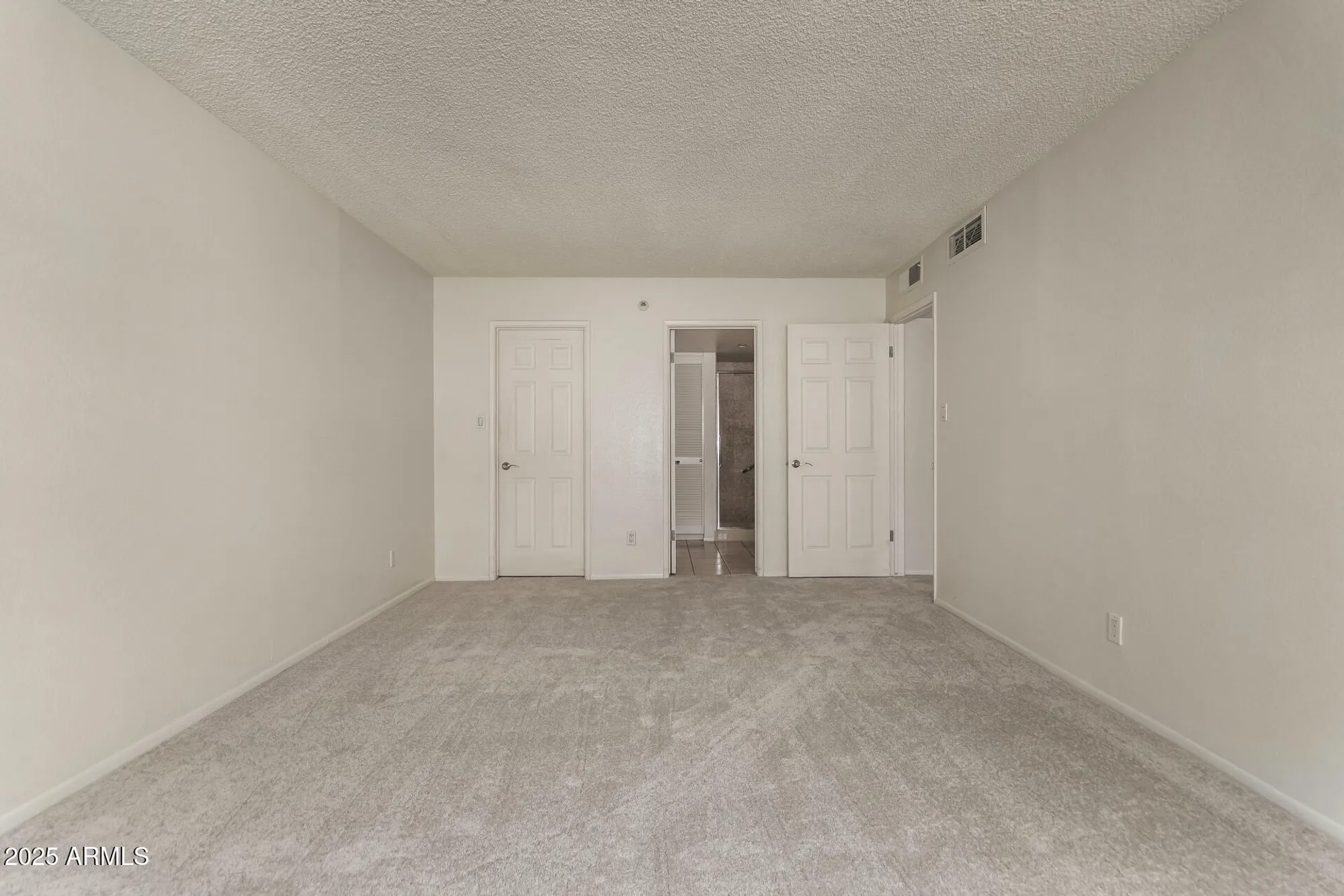 Property Slideshow image 14 of 35 | 7850 e camelback rd unit 101, Scottsdale, AZ, 85251