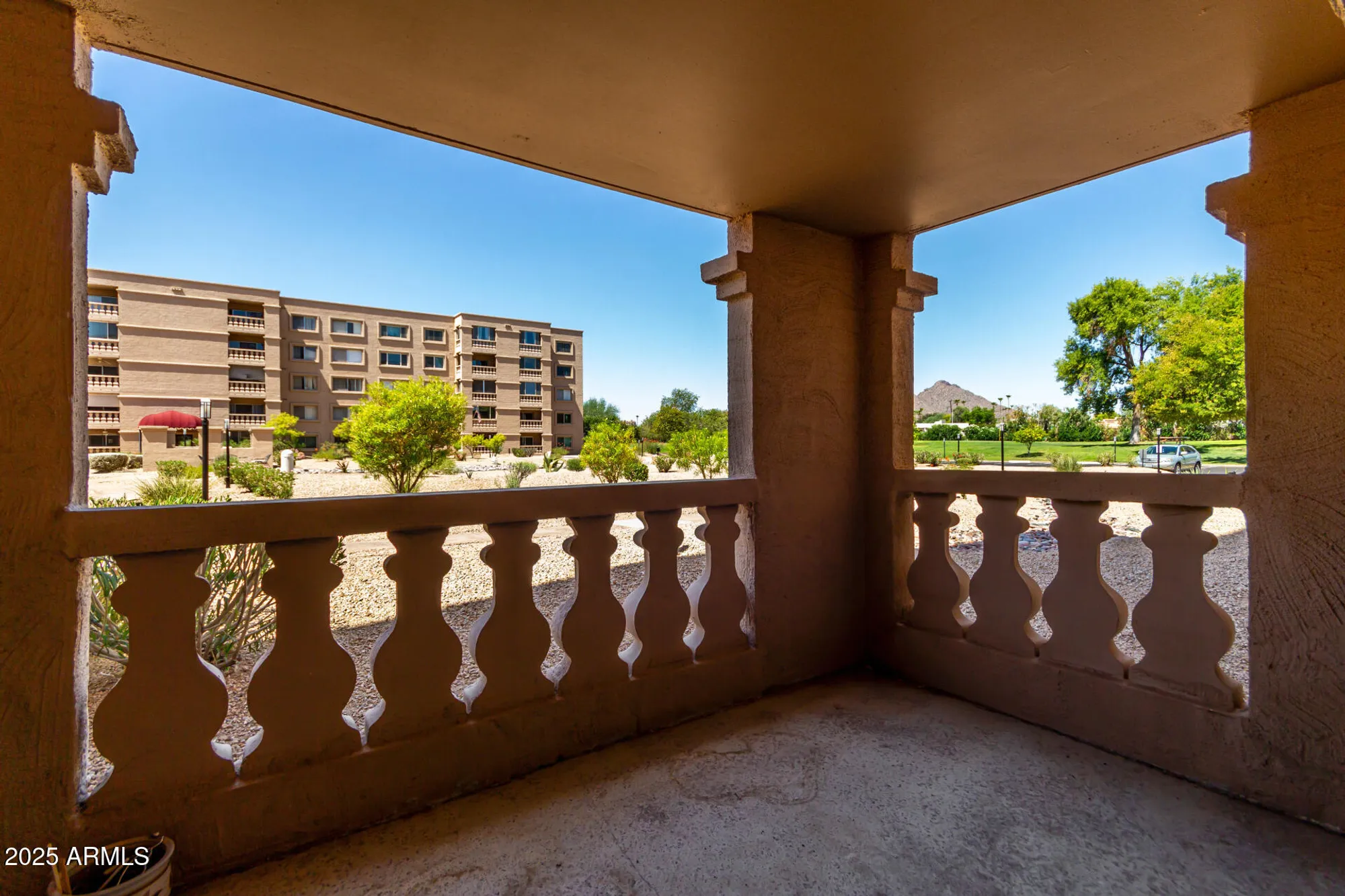 Property Slideshow image 23 of 35 | 7850 e camelback rd unit 101, Scottsdale, AZ, 85251