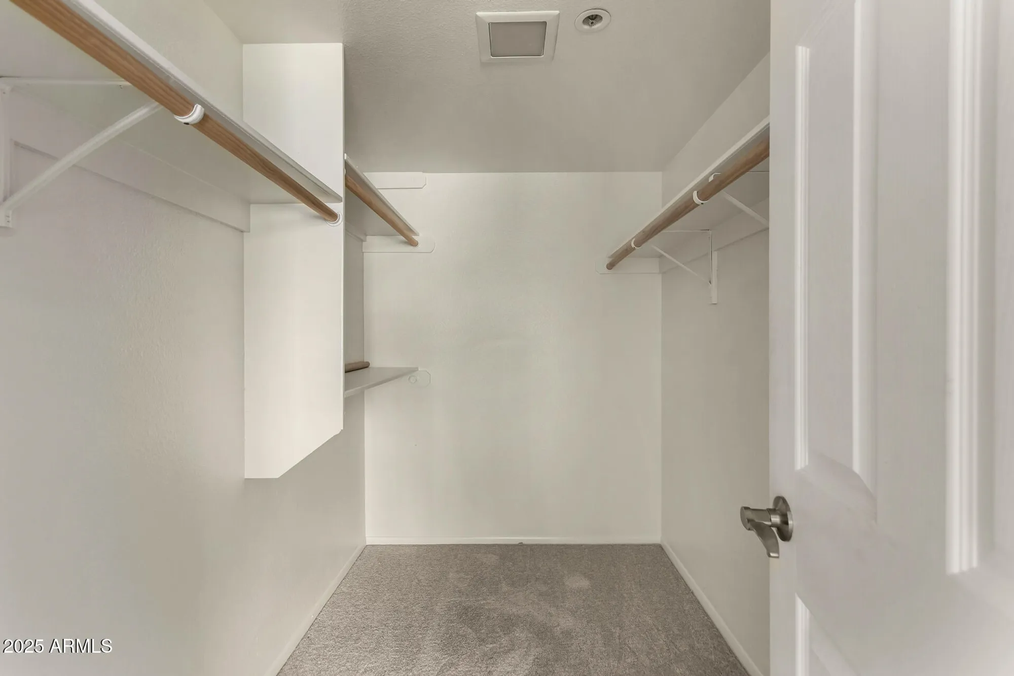 Property Slideshow image 17 of 35 | 7850 e camelback rd unit 101, Scottsdale, AZ, 85251