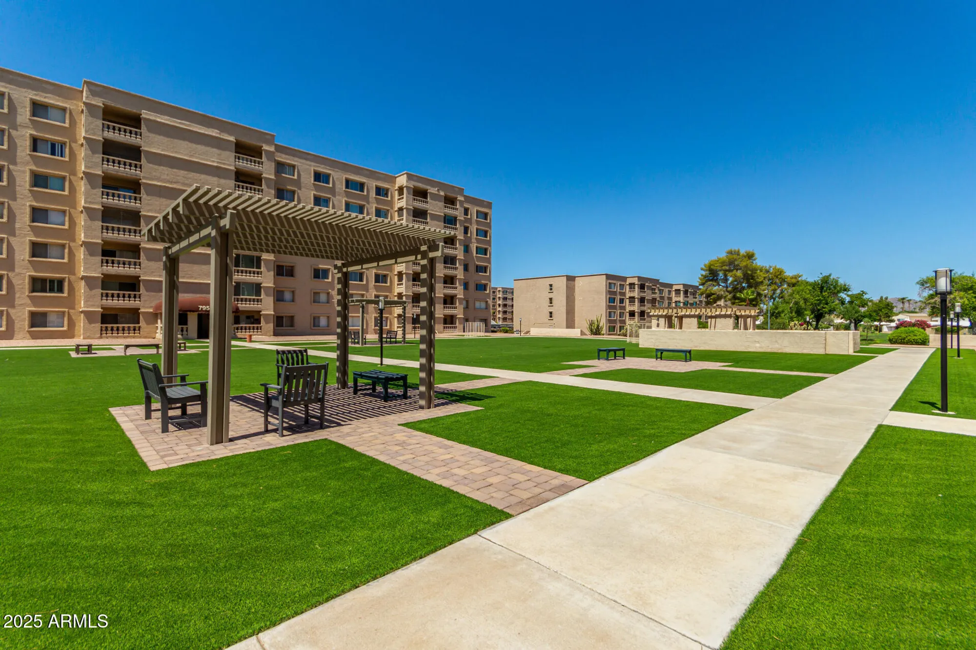 Property Slideshow image 31 of 35 | 7850 e camelback rd unit 101, Scottsdale, AZ, 85251