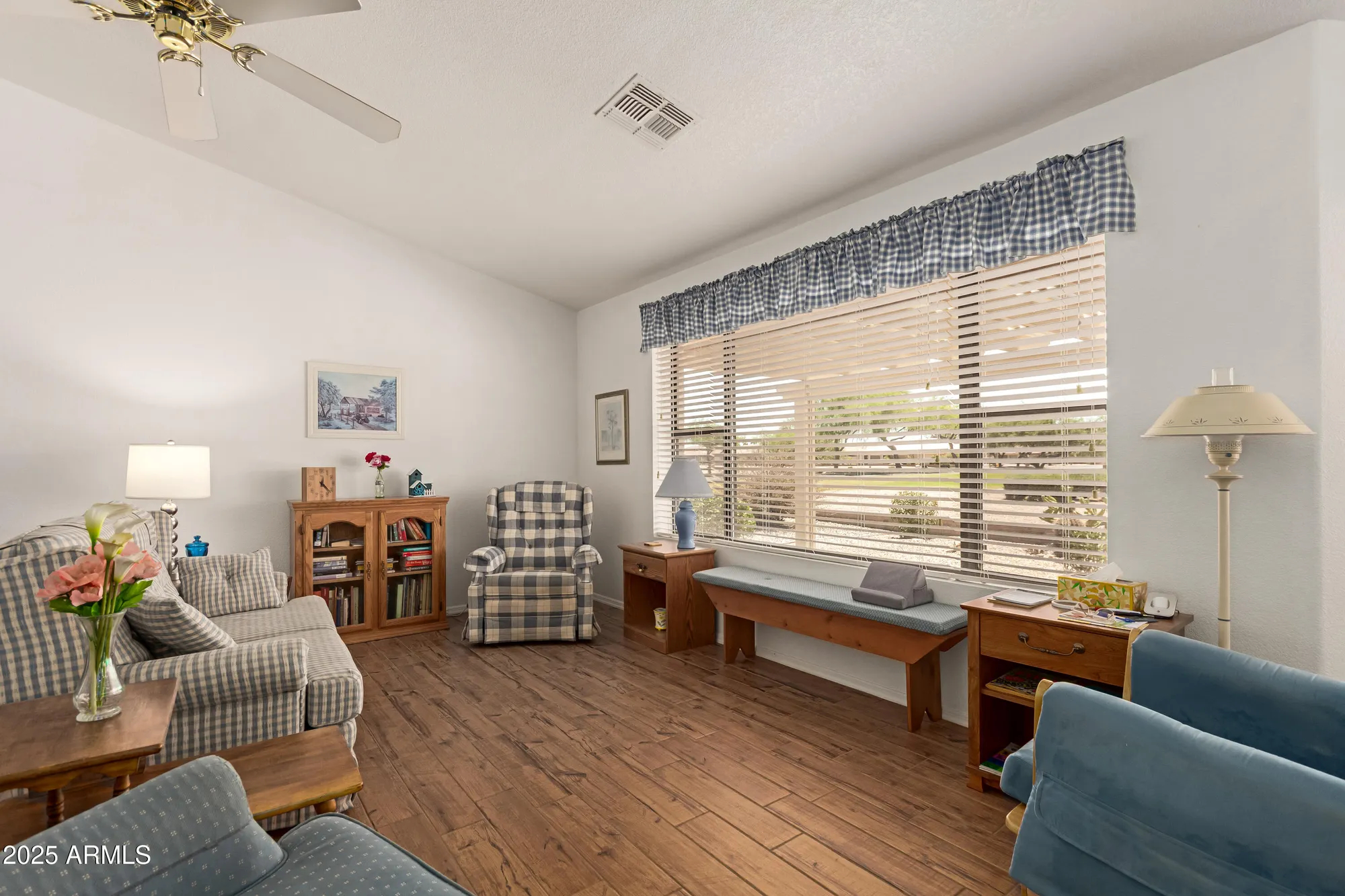 Property Slideshow image 7 of 34 | 11259 e laguna azul cir, Mesa, AZ, 85209